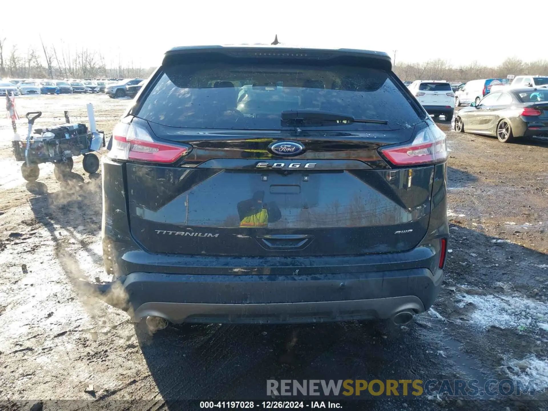 16 Photograph of a damaged car 2FMPK4K95MBA21146 FORD EDGE 2021