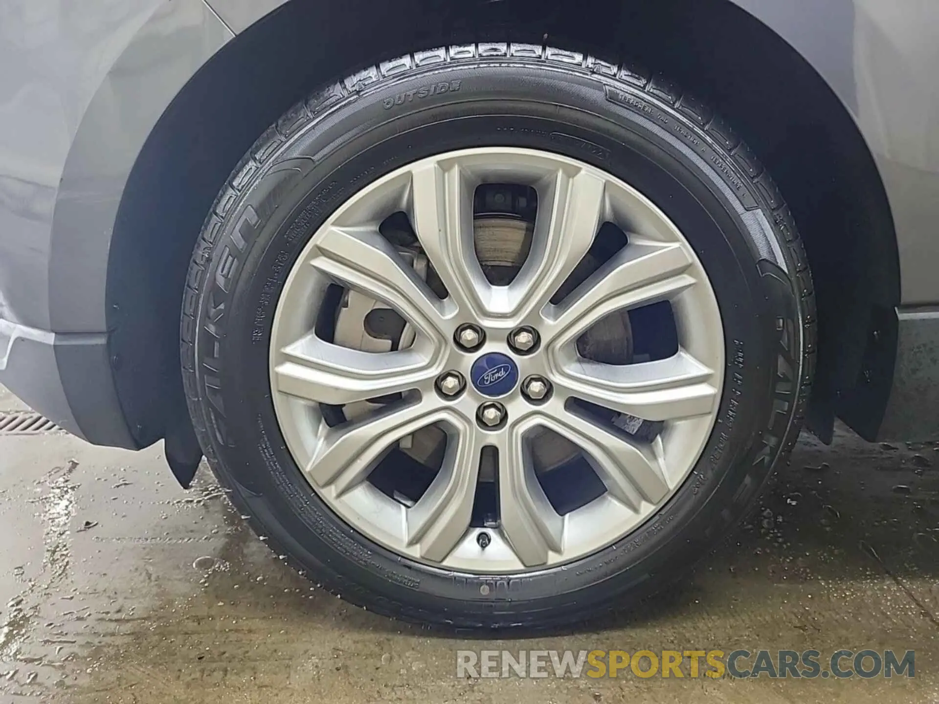3 Photograph of a damaged car 2FMPK4K95MBA51537 FORD EDGE 2021