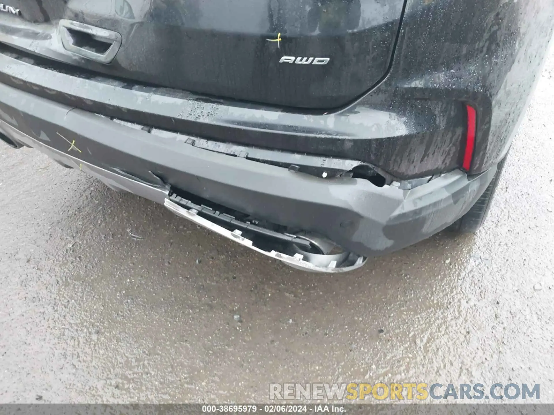 17 Photograph of a damaged car 2FMPK4K98MBA10092 FORD EDGE 2021
