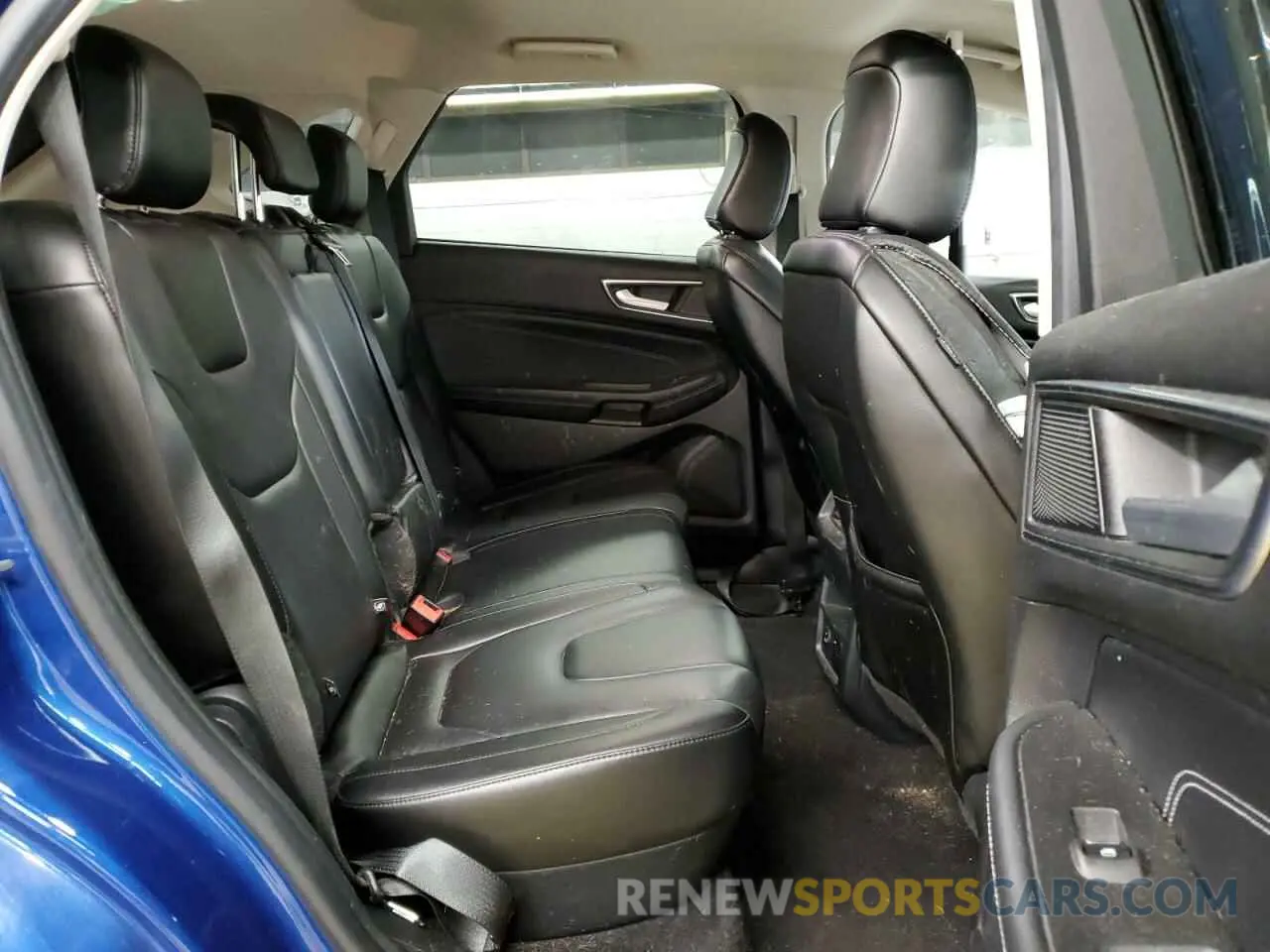 11 Photograph of a damaged car 2FMPK4K98MBA18841 FORD EDGE 2021