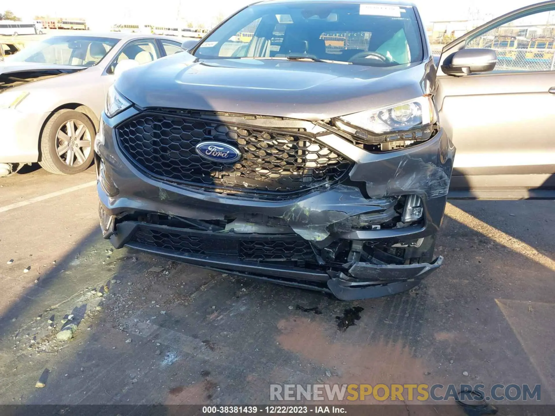 6 Photograph of a damaged car 2FMPK4AP7NBB07396 FORD EDGE 2022