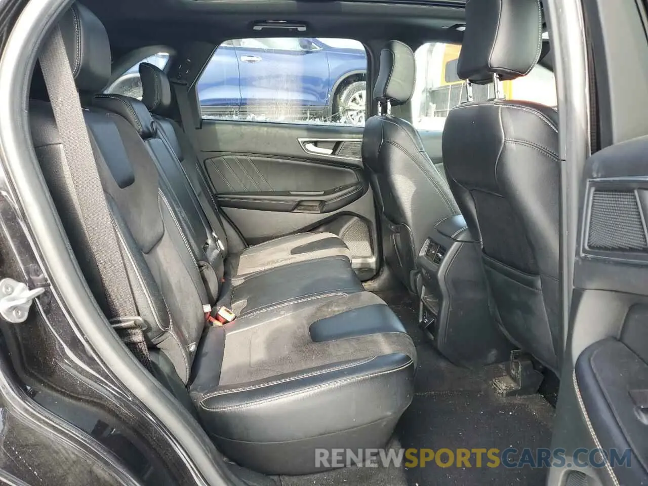 11 Photograph of a damaged car 2FMPK4AP8NBA80063 FORD EDGE 2022