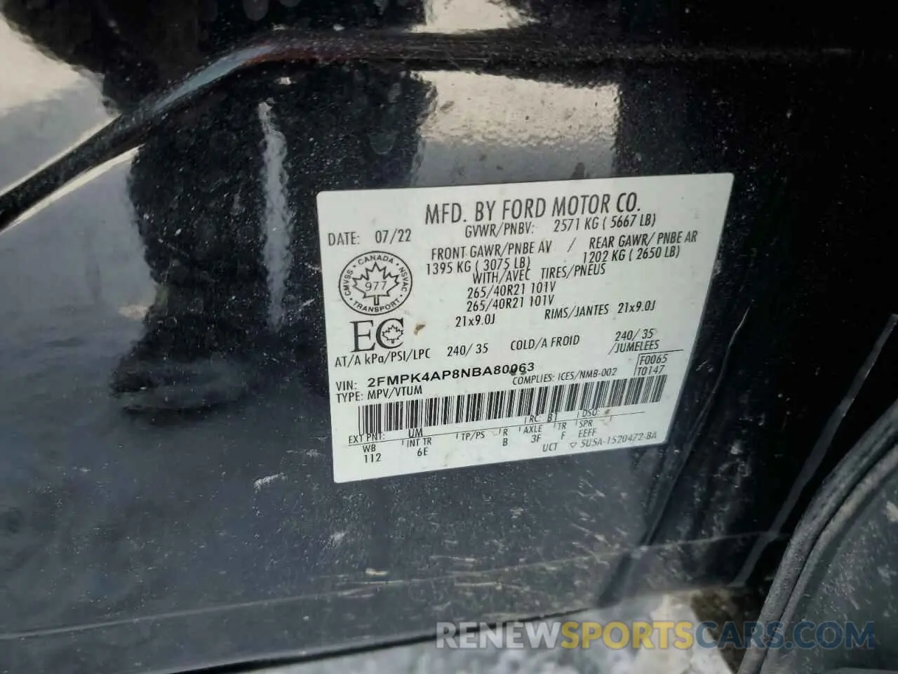 13 Photograph of a damaged car 2FMPK4AP8NBA80063 FORD EDGE 2022