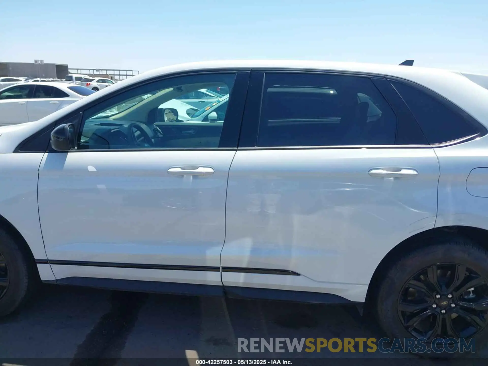 14 Photograph of a damaged car 2FMPK4G90NBA56252 FORD EDGE 2022