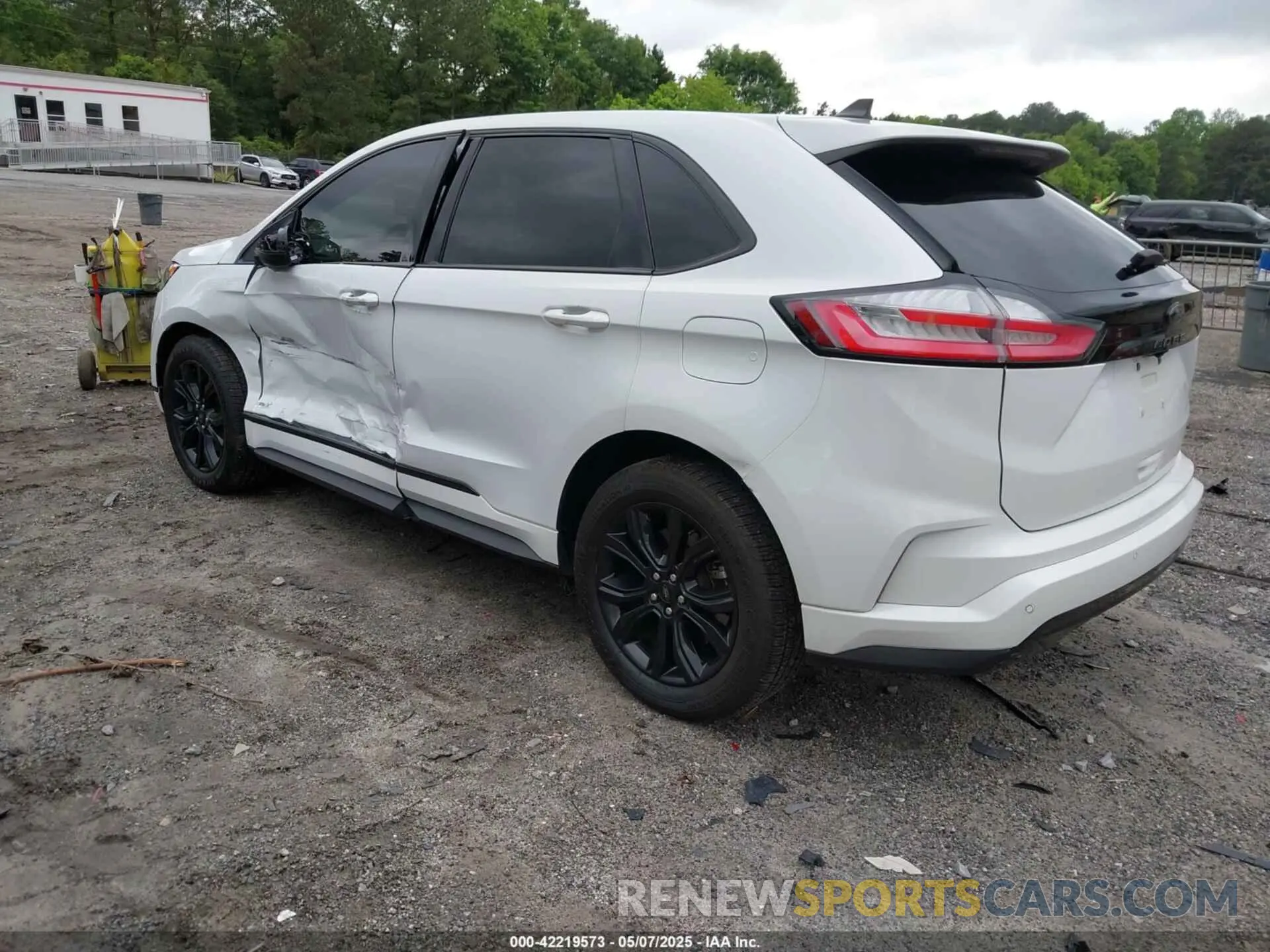 3 Photograph of a damaged car 2FMPK4G91NBA21252 FORD EDGE 2022