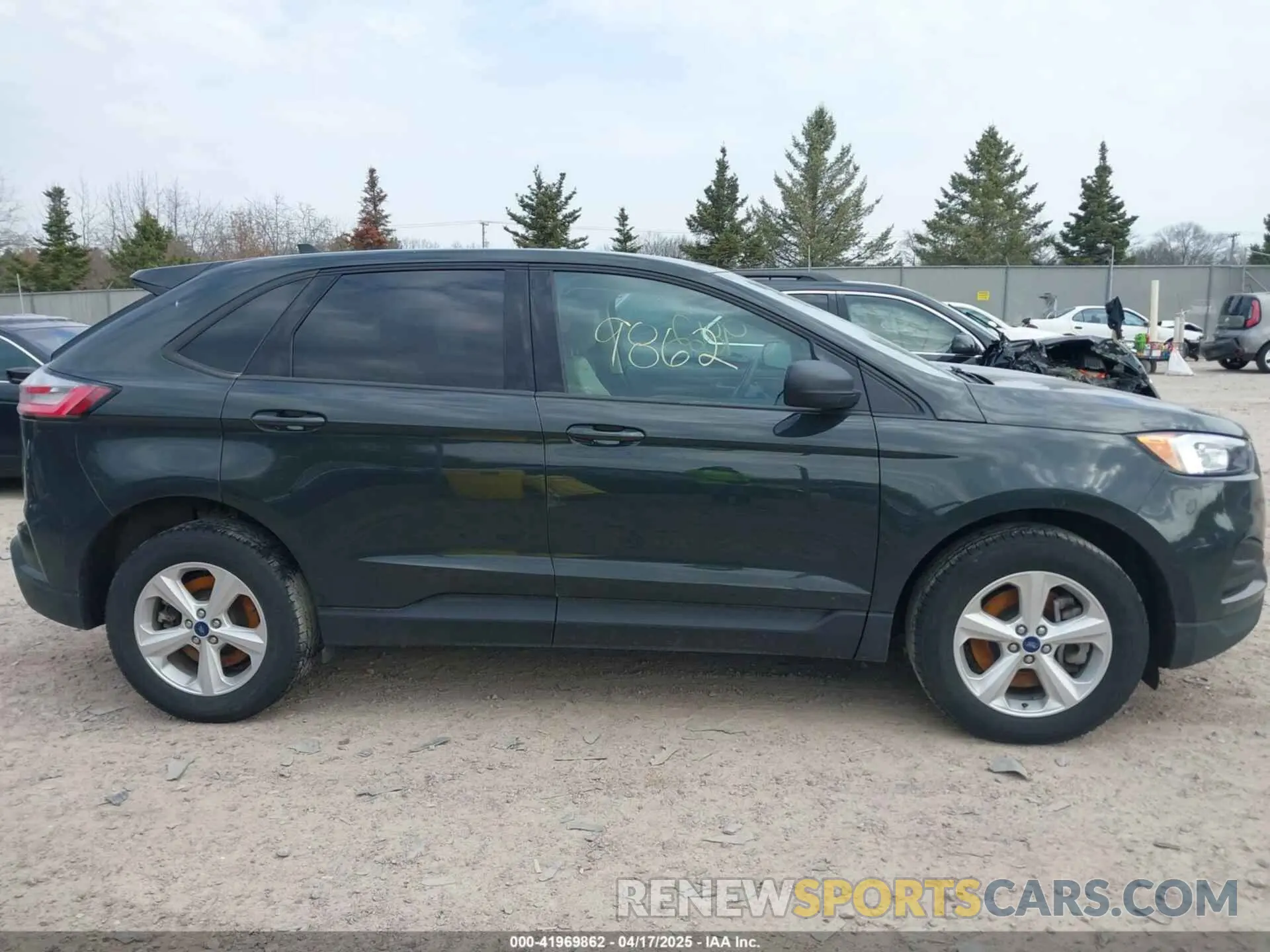 13 Photograph of a damaged car 2FMPK4G91NBA56356 FORD EDGE 2022