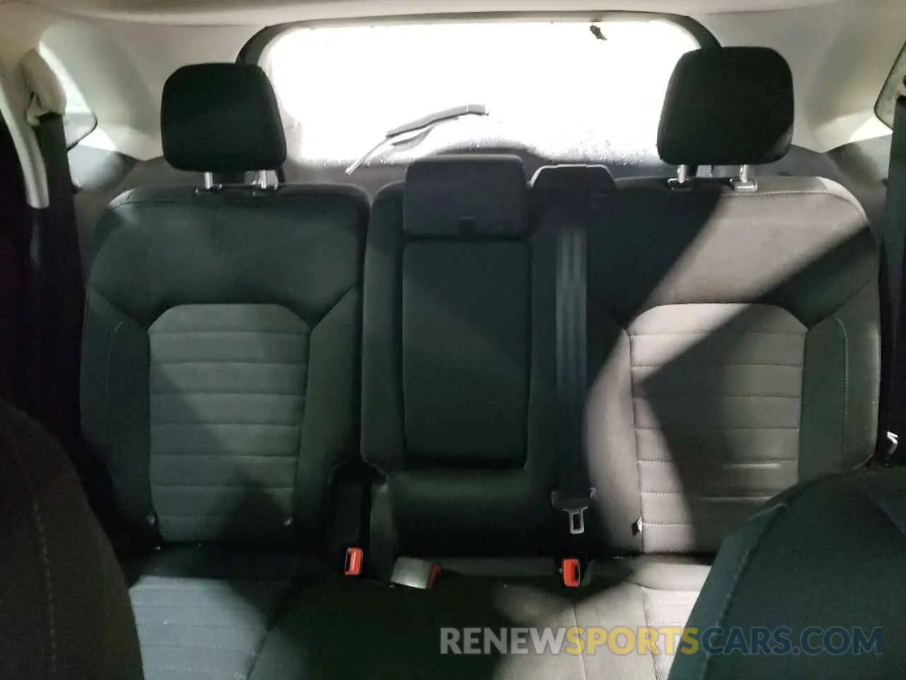 10 Photograph of a damaged car 2FMPK4G92NBA43521 FORD EDGE 2022