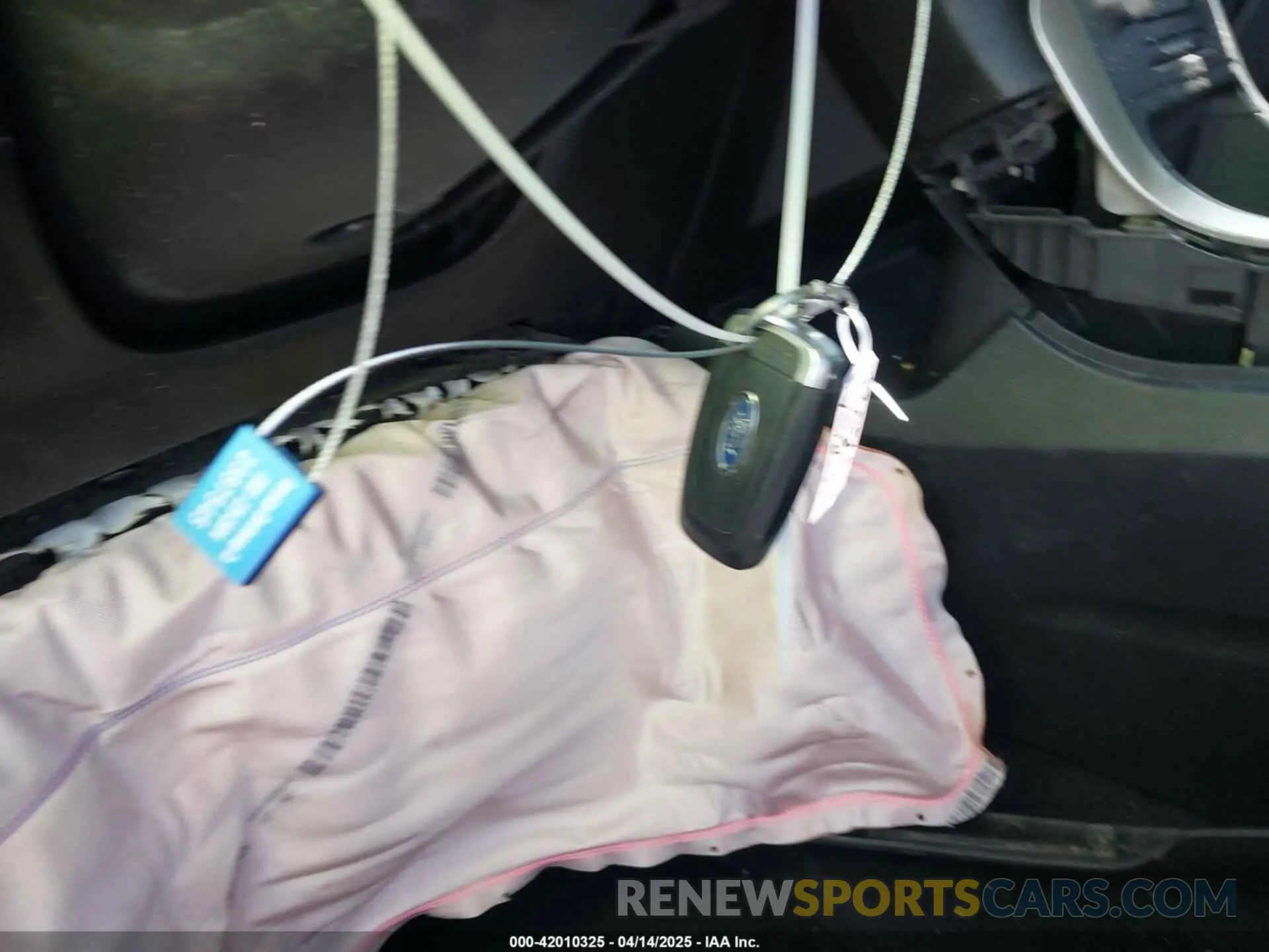 11 Photograph of a damaged car 2FMPK4G93NBA05182 FORD EDGE 2022