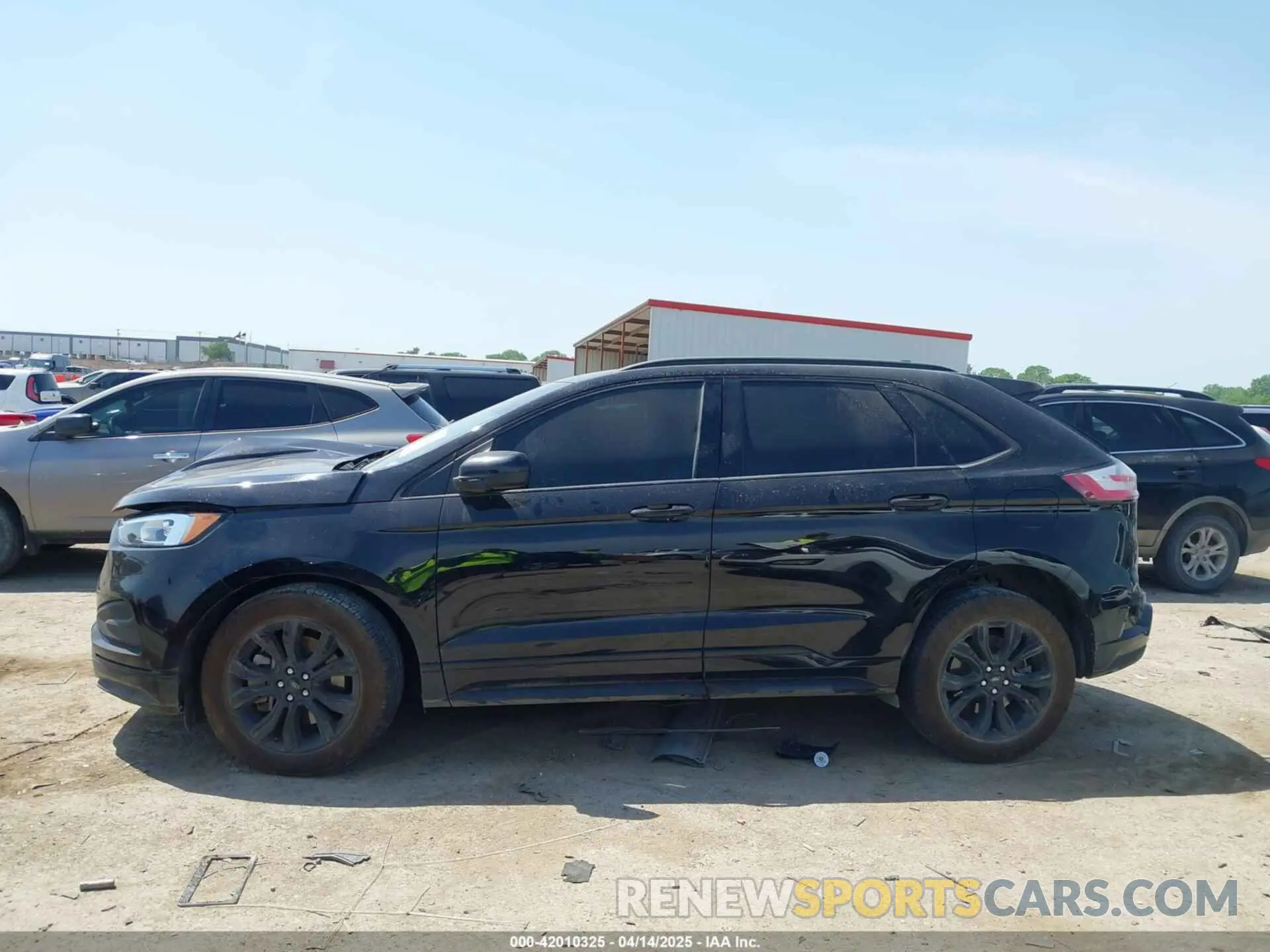 14 Photograph of a damaged car 2FMPK4G93NBA05182 FORD EDGE 2022