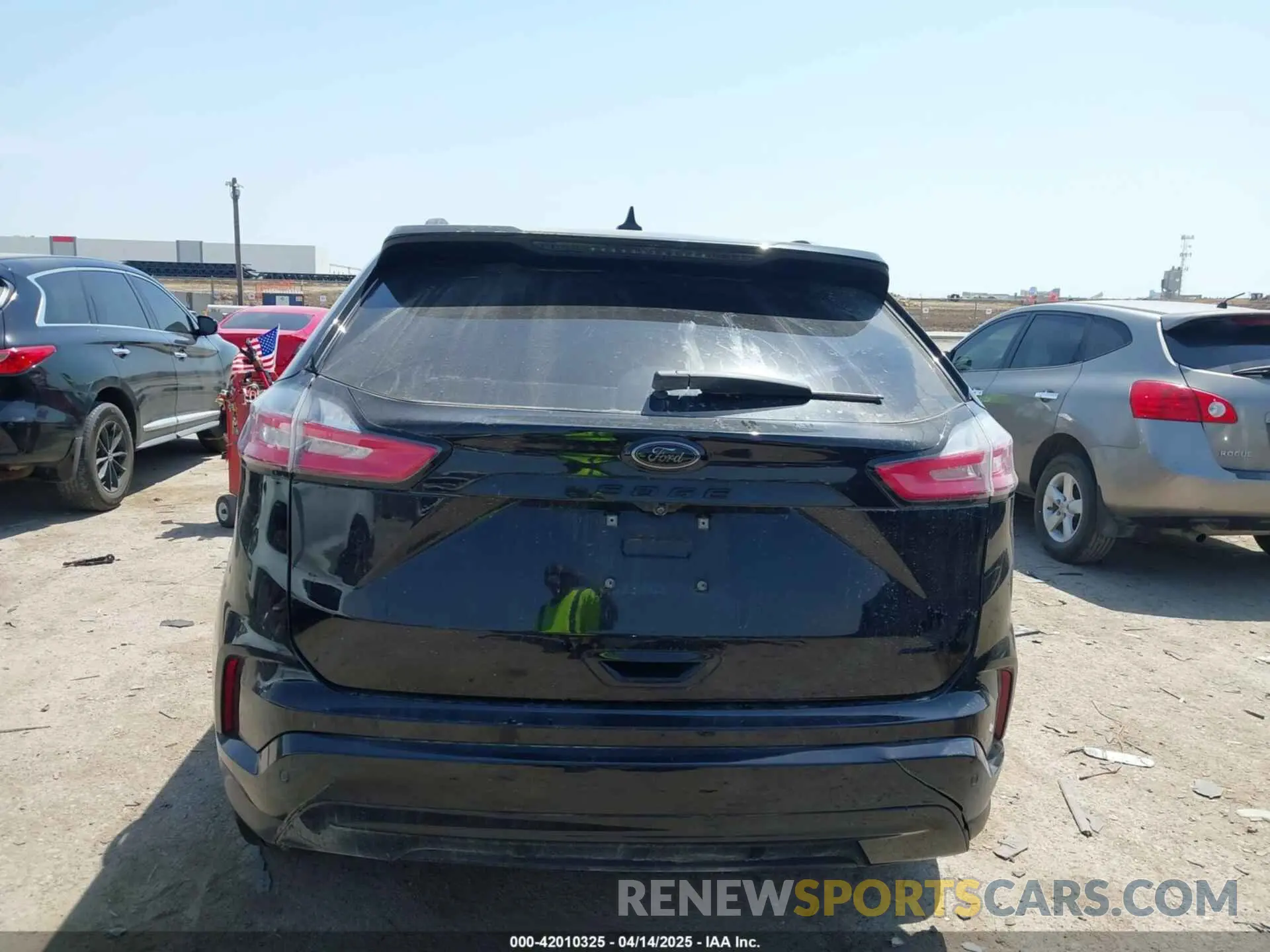 16 Photograph of a damaged car 2FMPK4G93NBA05182 FORD EDGE 2022