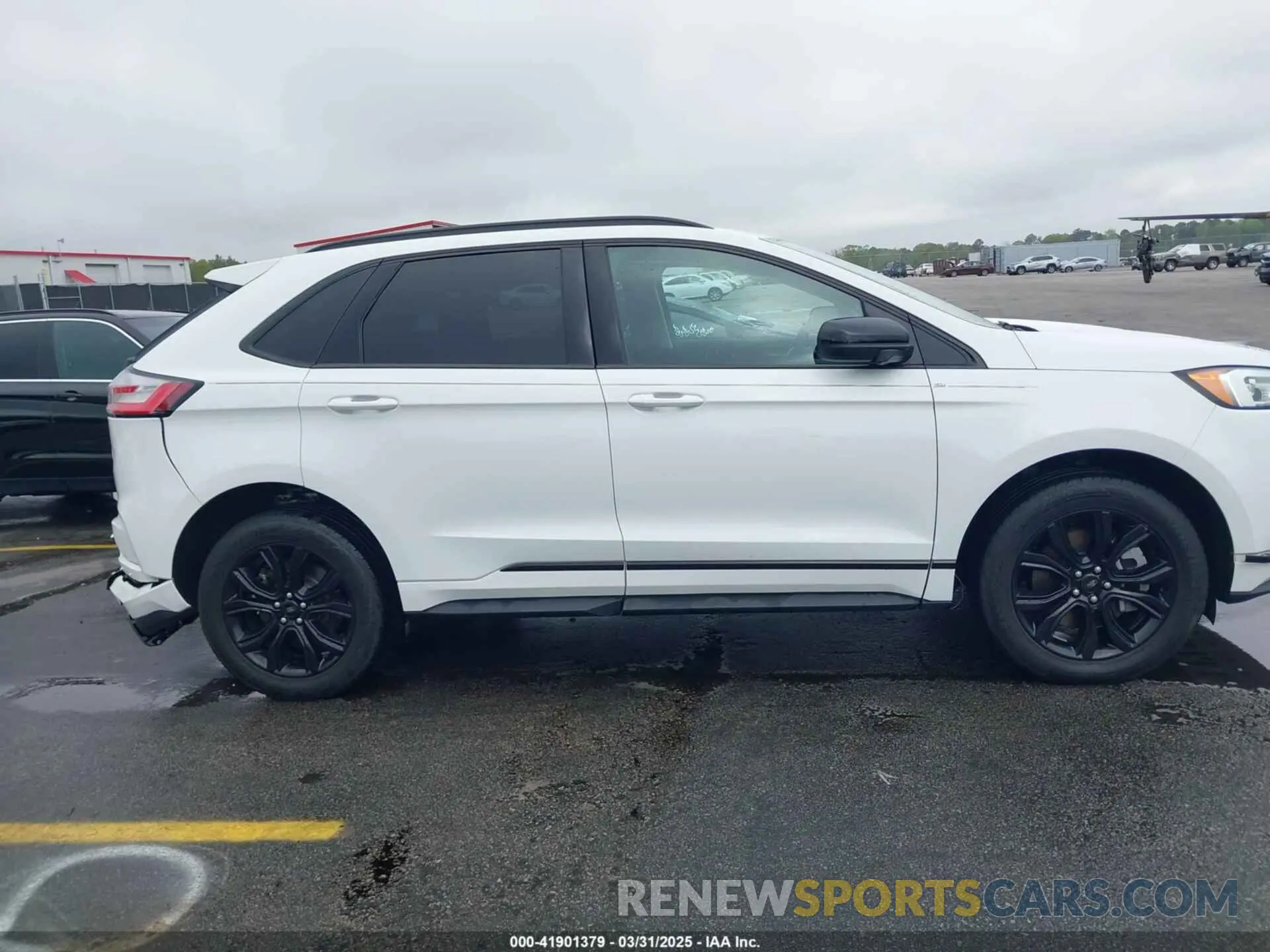 13 Photograph of a damaged car 2FMPK4G93NBA05649 FORD EDGE 2022