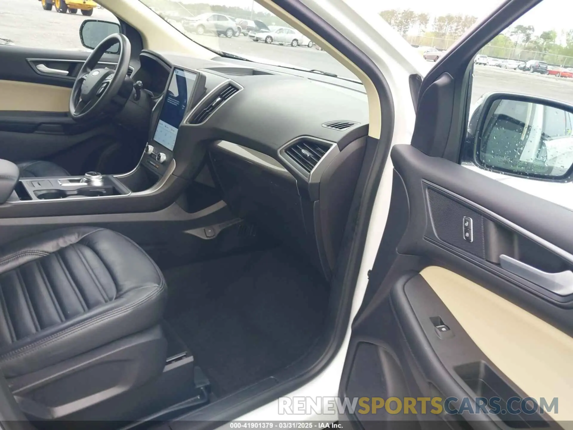 5 Photograph of a damaged car 2FMPK4G93NBA05649 FORD EDGE 2022