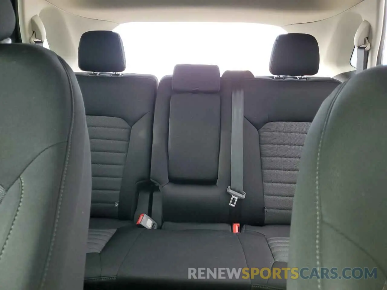 10 Photograph of a damaged car 2FMPK4G94NBA99508 FORD EDGE 2022