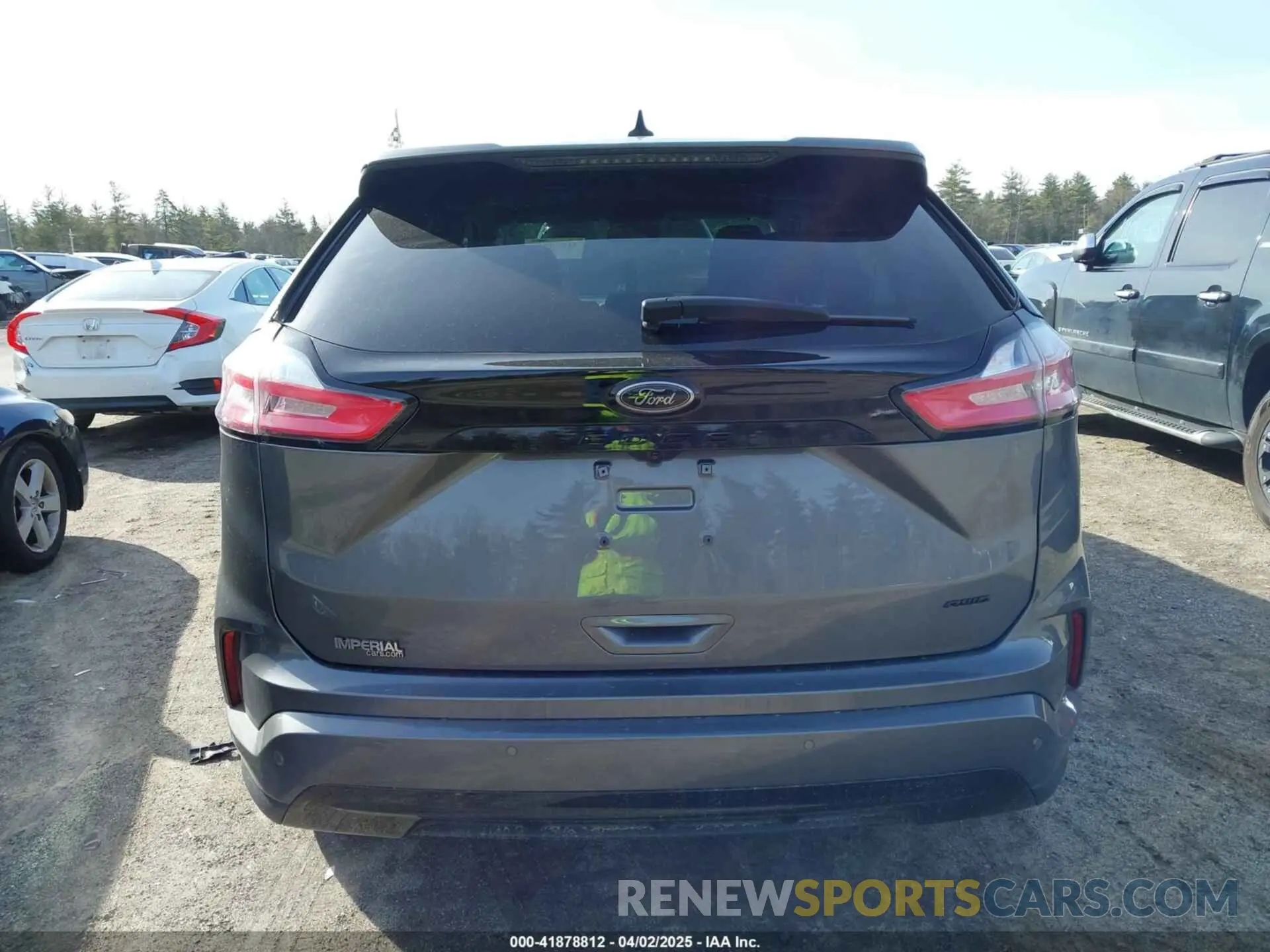 17 Photograph of a damaged car 2FMPK4G97NBA29792 FORD EDGE 2022