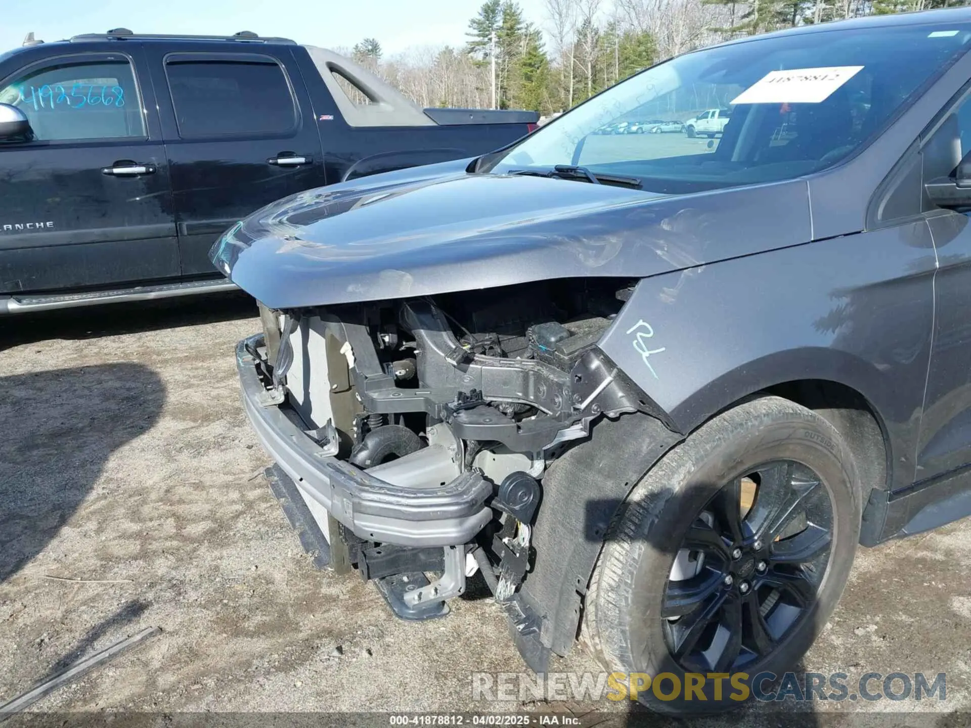 19 Photograph of a damaged car 2FMPK4G97NBA29792 FORD EDGE 2022