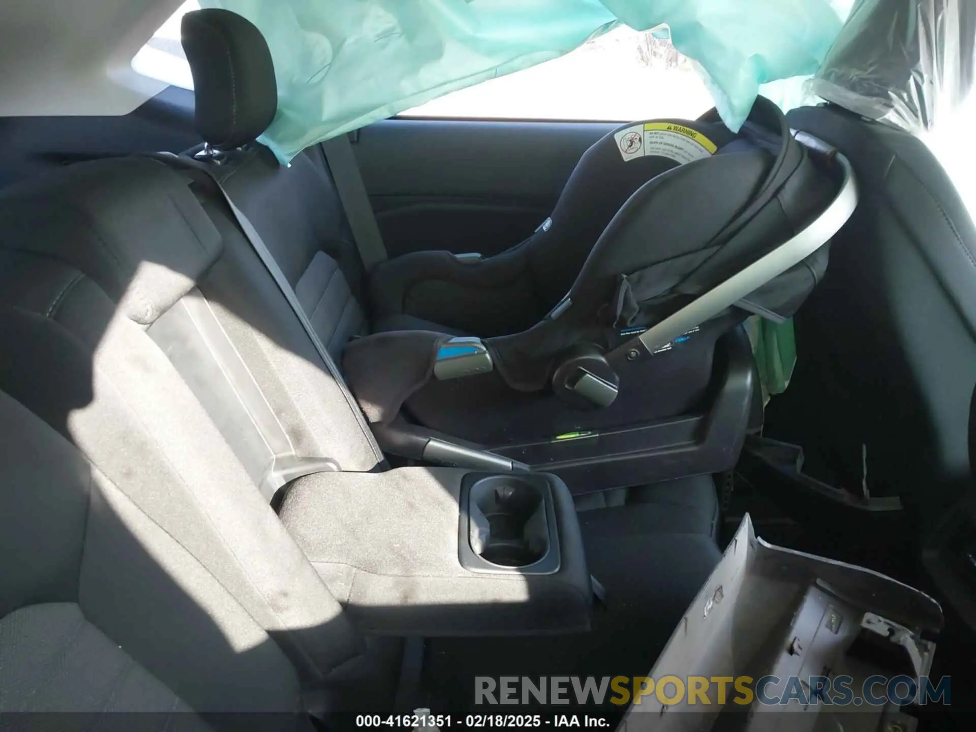 8 Photograph of a damaged car 2FMPK4G98NBA99950 FORD EDGE 2022