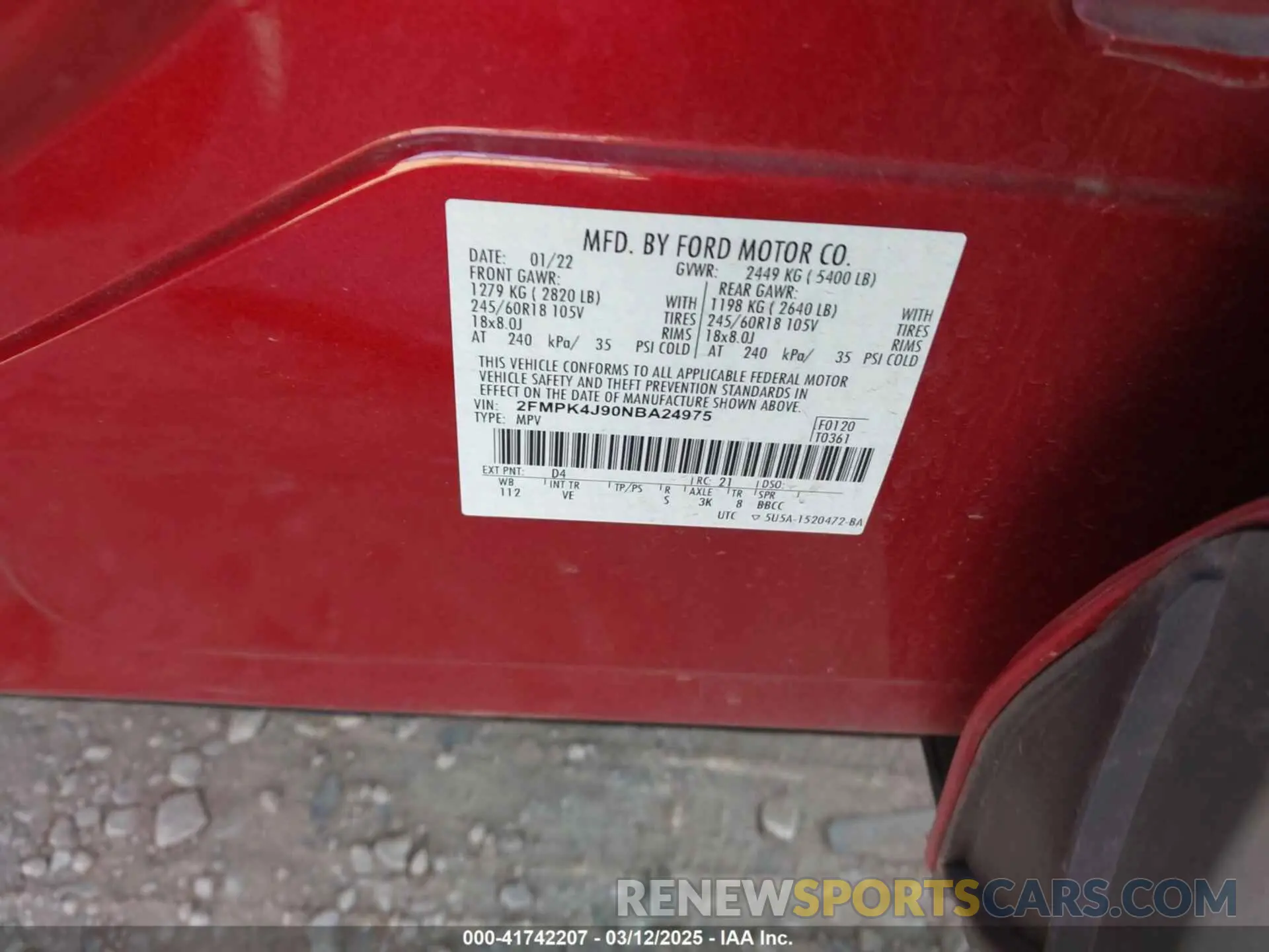9 Photograph of a damaged car 2FMPK4J90NBA24975 FORD EDGE 2022
