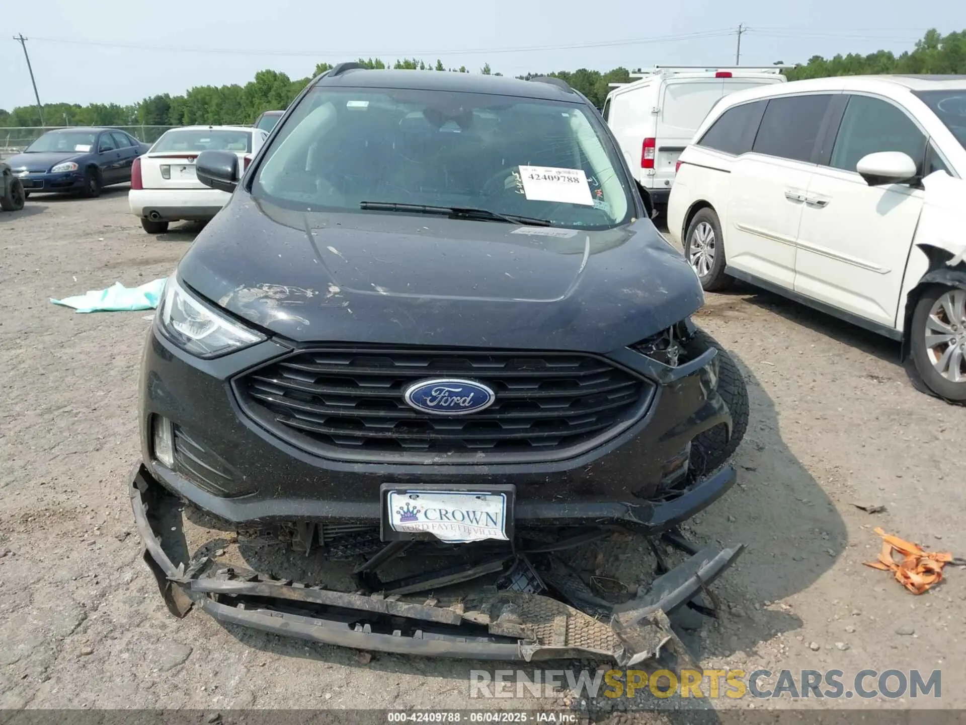 12 Photograph of a damaged car 2FMPK4J91NBA11331 FORD EDGE 2022