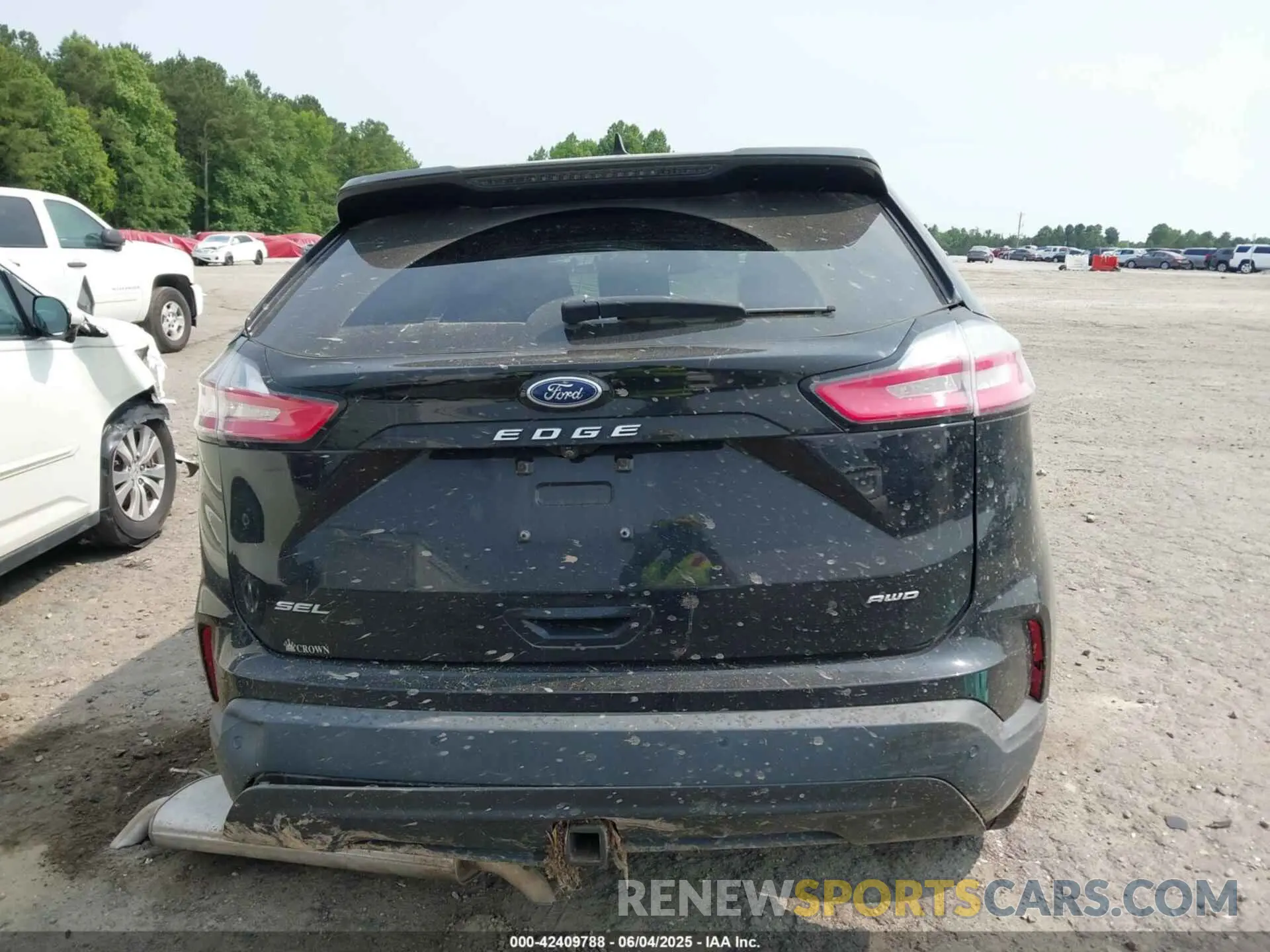 16 Photograph of a damaged car 2FMPK4J91NBA11331 FORD EDGE 2022