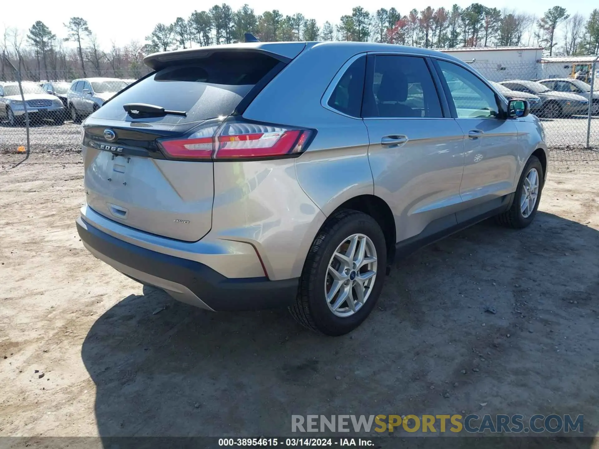4 Photograph of a damaged car 2FMPK4J91NBA64868 FORD EDGE 2022
