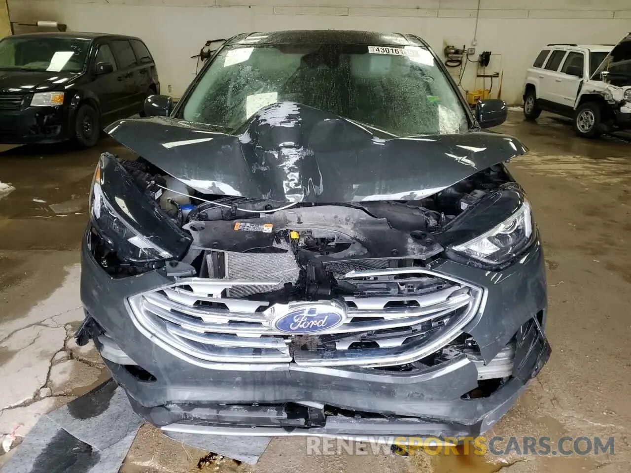 5 Photograph of a damaged car 2FMPK4J91NBA79578 FORD EDGE 2022