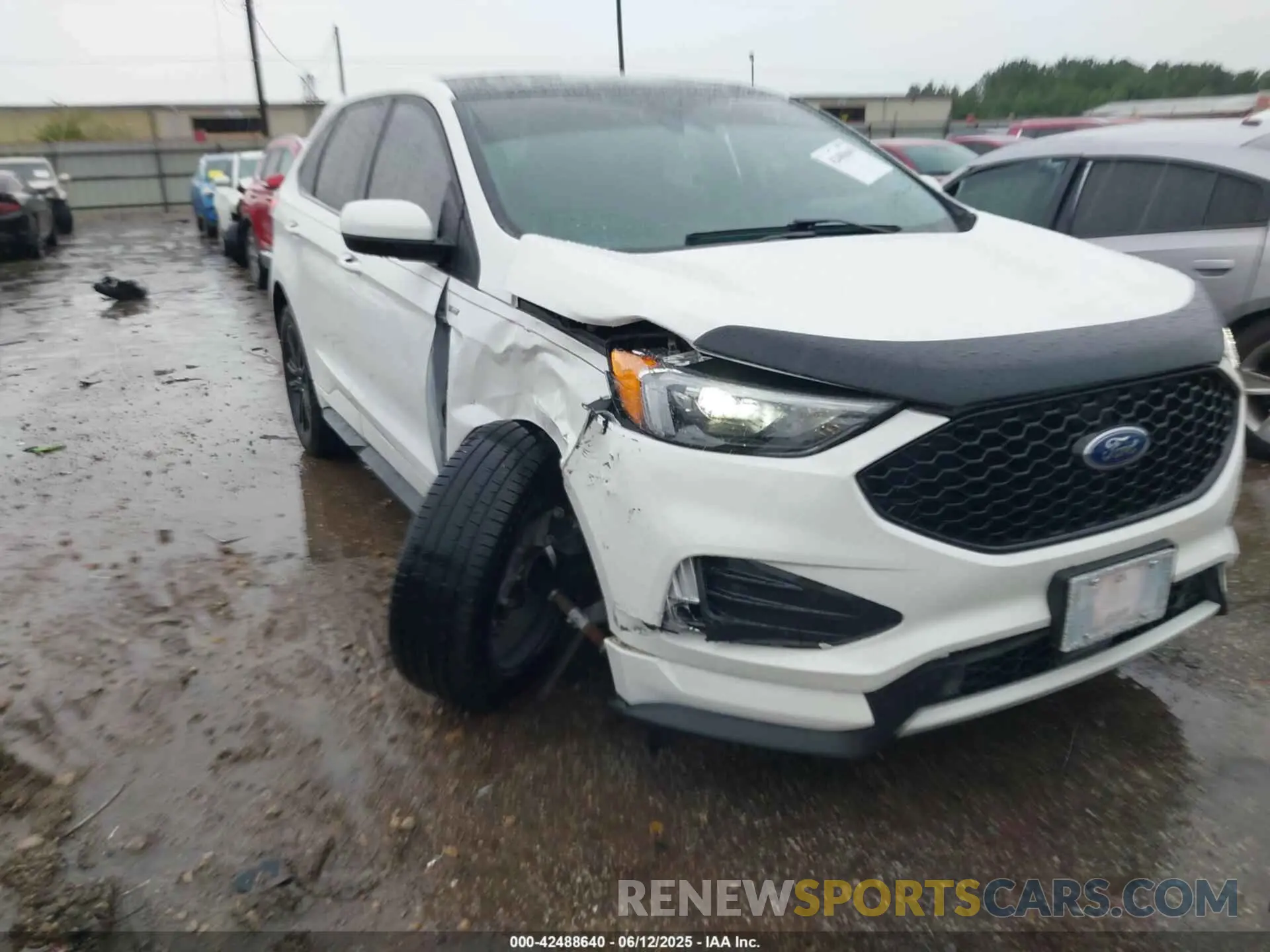 1 Photograph of a damaged car 2FMPK4J91NBB16872 FORD EDGE 2022