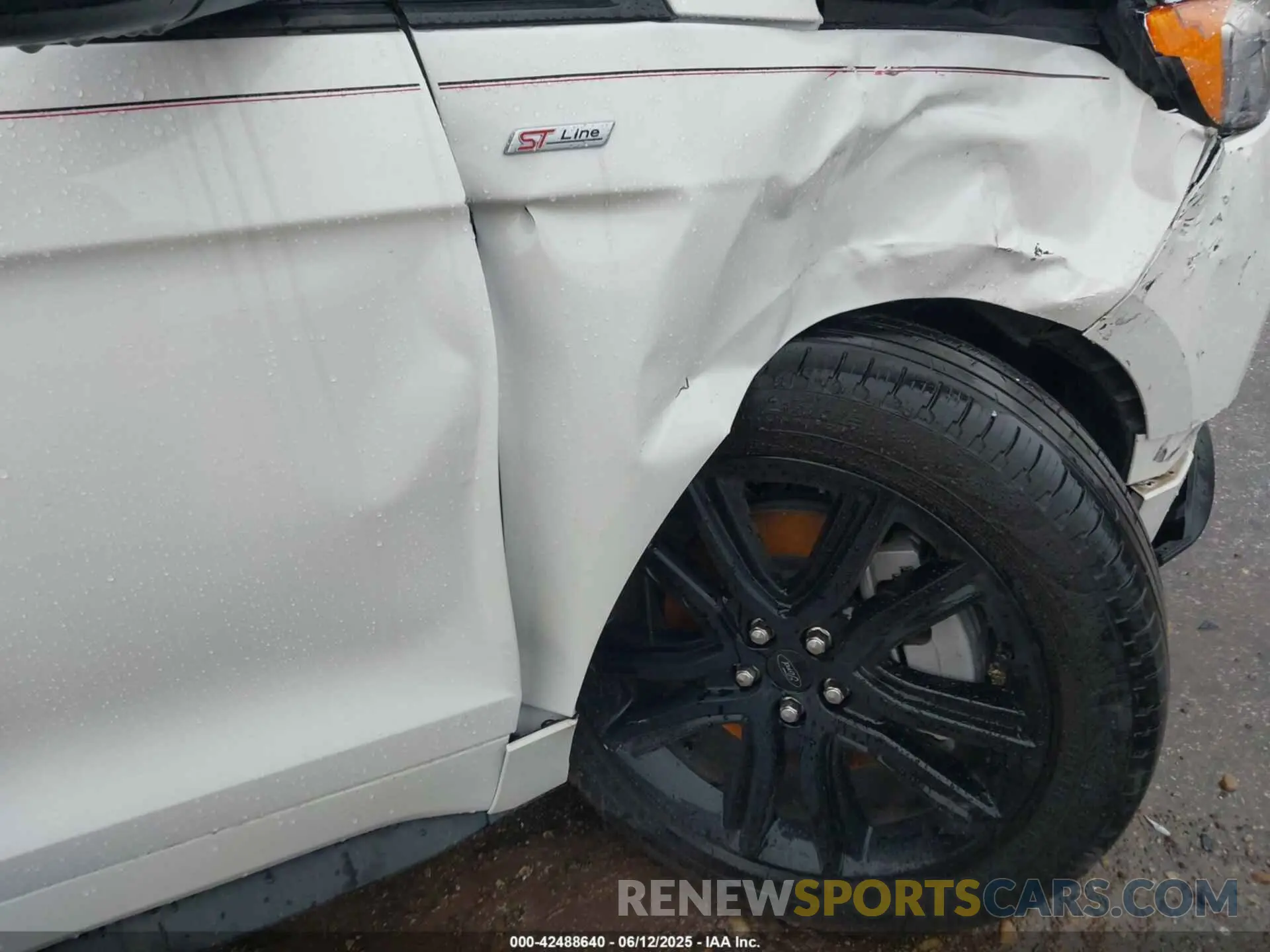 6 Photograph of a damaged car 2FMPK4J91NBB16872 FORD EDGE 2022