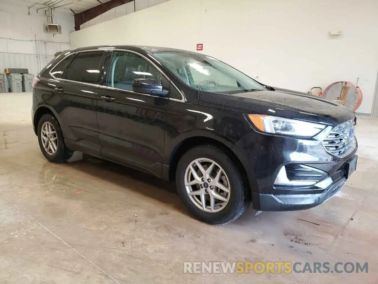 4 Photograph of a damaged car 2FMPK4J92NBA40014 FORD EDGE 2022