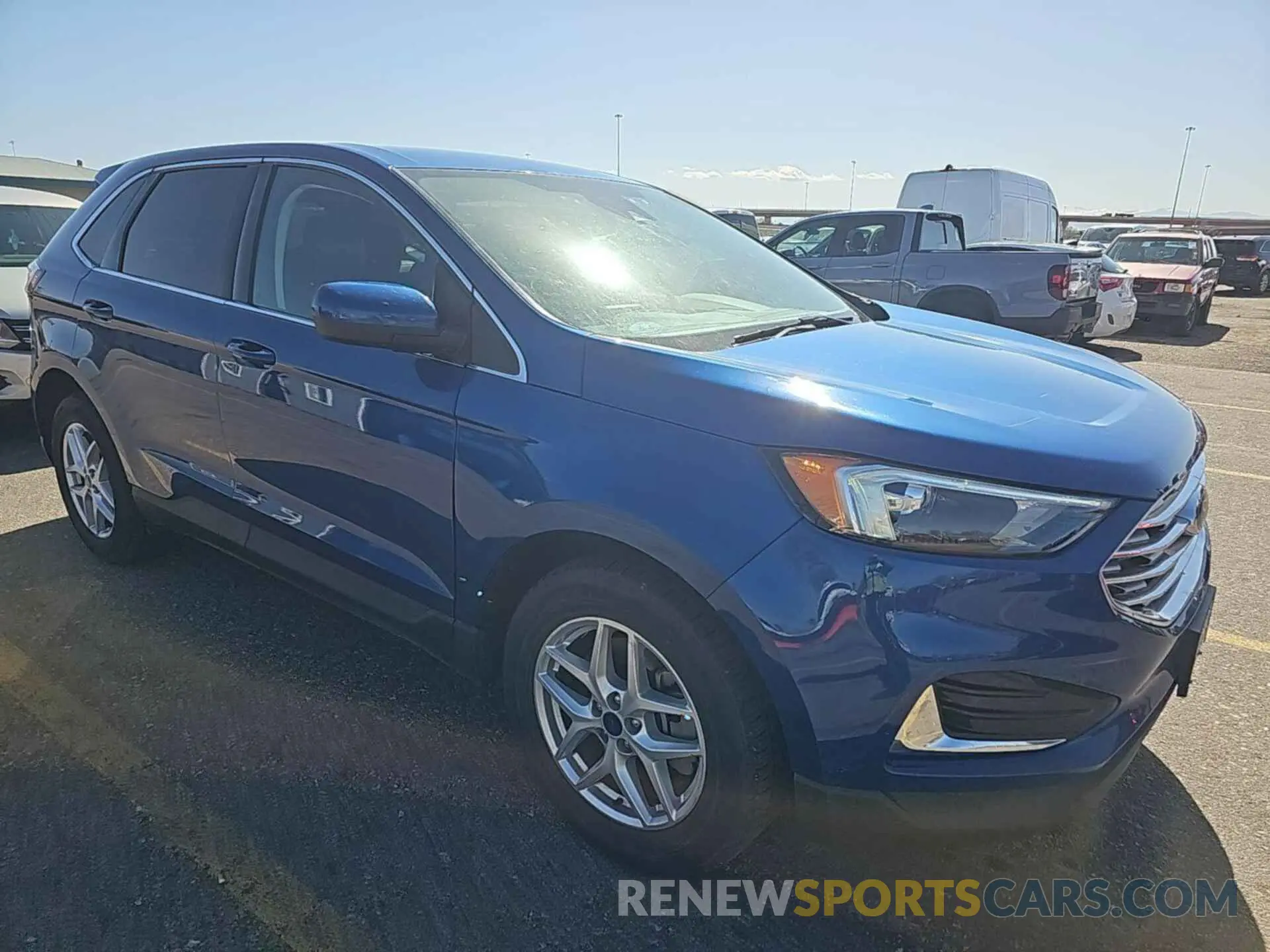 18 Photograph of a damaged car 2FMPK4J92NBA72221 FORD EDGE 2022
