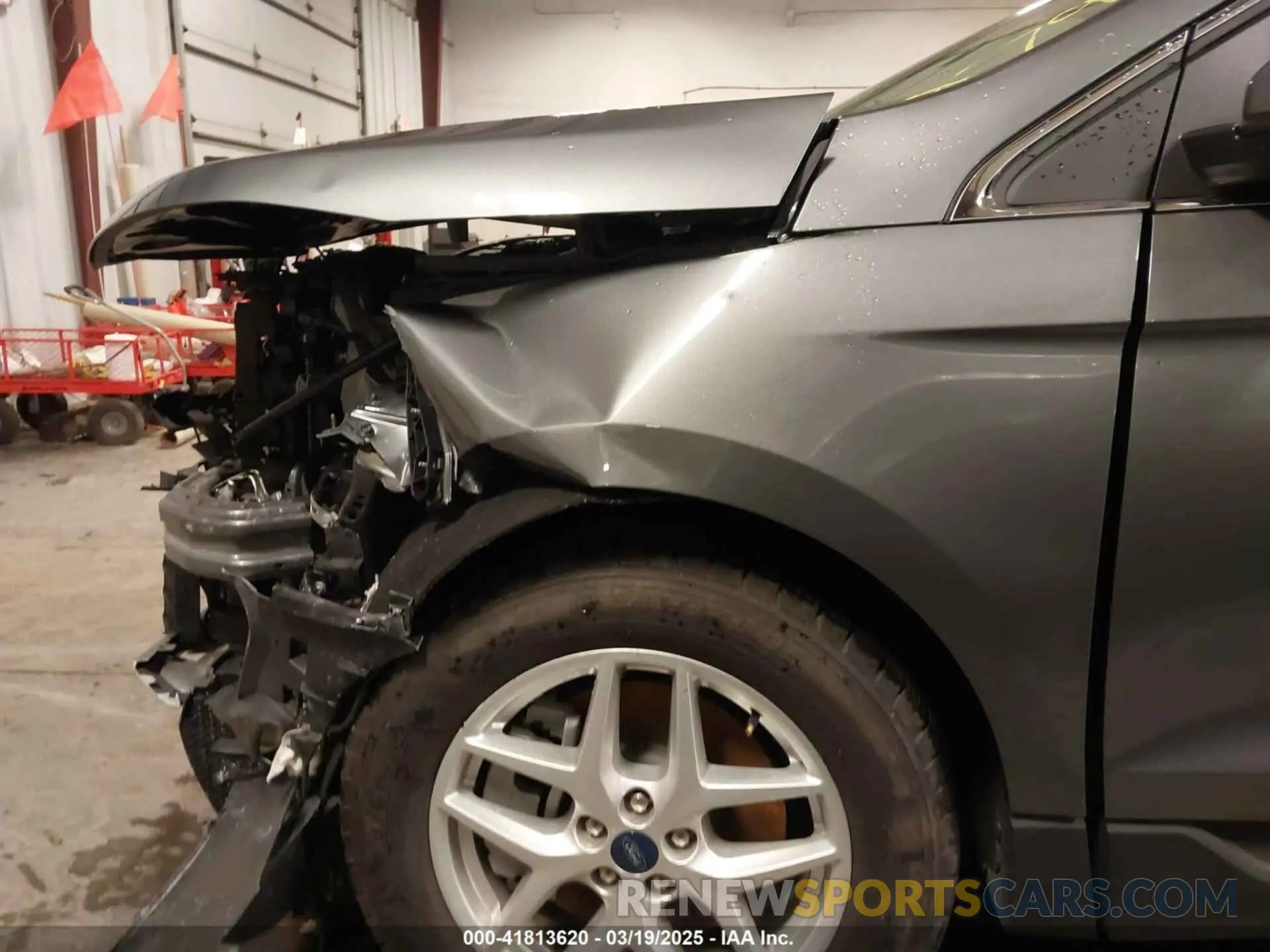18 Photograph of a damaged car 2FMPK4J92NBA79329 FORD EDGE 2022