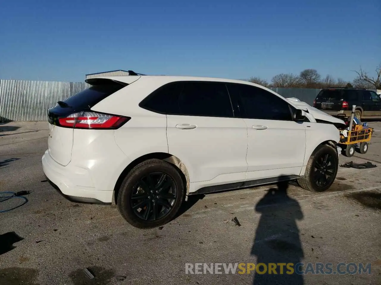 3 Photograph of a damaged car 2FMPK4J92NBB07582 FORD EDGE 2022