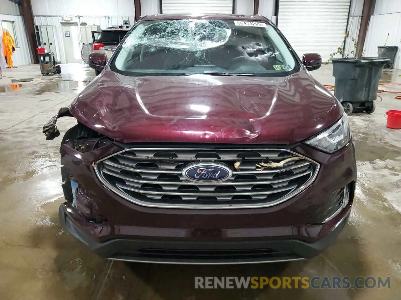 5 Photograph of a damaged car 2FMPK4J93NBA04381 FORD EDGE 2022