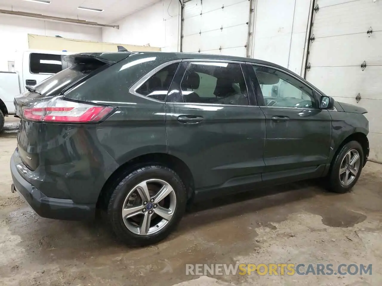 3 Photograph of a damaged car 2FMPK4J93NBA12478 FORD EDGE 2022