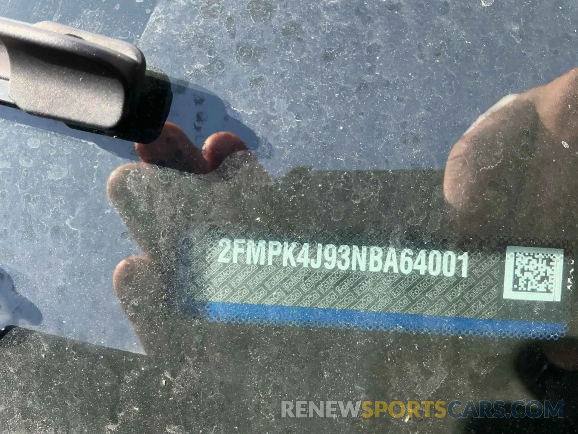 25 Photograph of a damaged car 2FMPK4J93NBA64001 FORD EDGE 2022