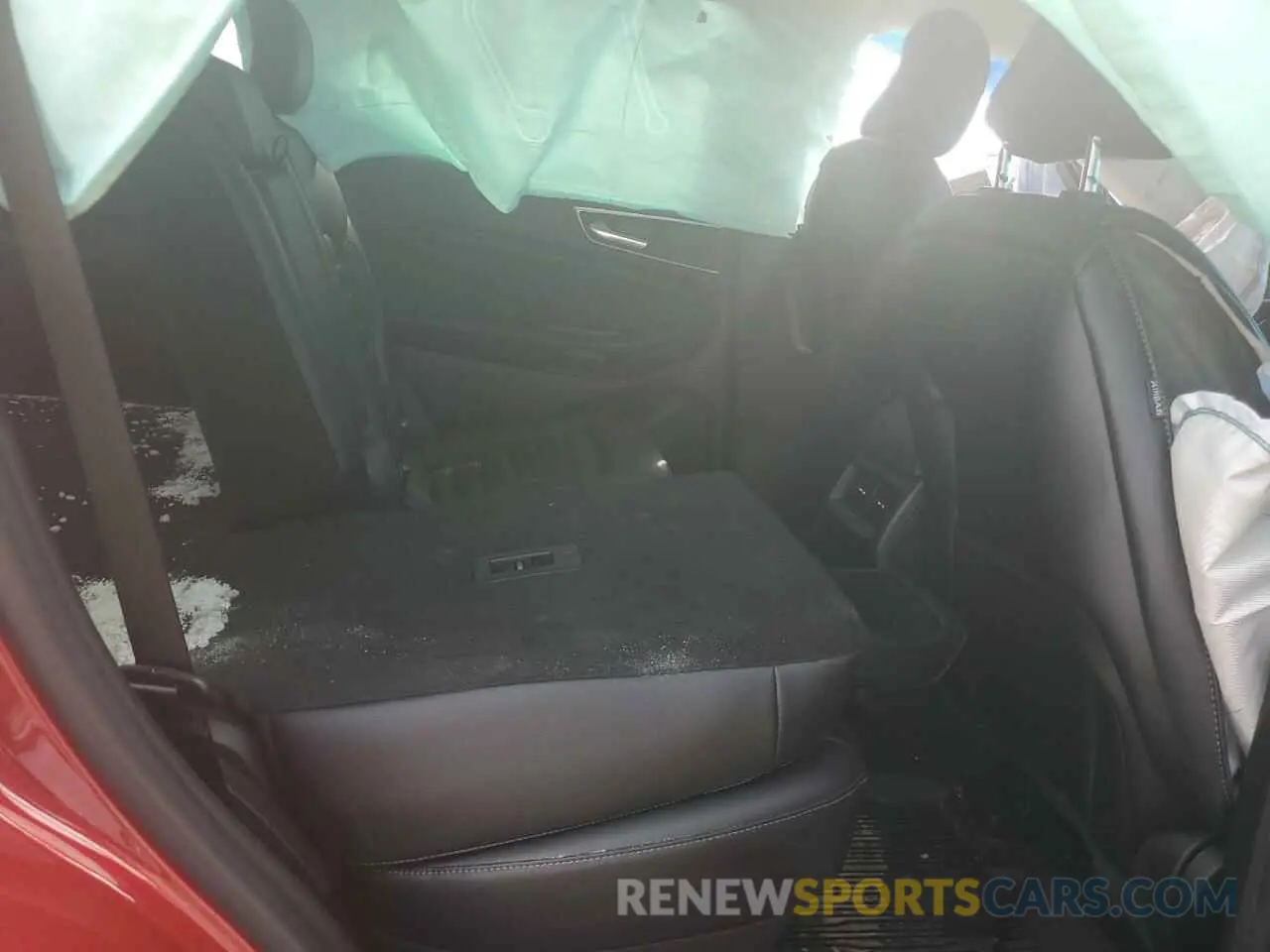 10 Photograph of a damaged car 2FMPK4J93NBA81462 FORD EDGE 2022