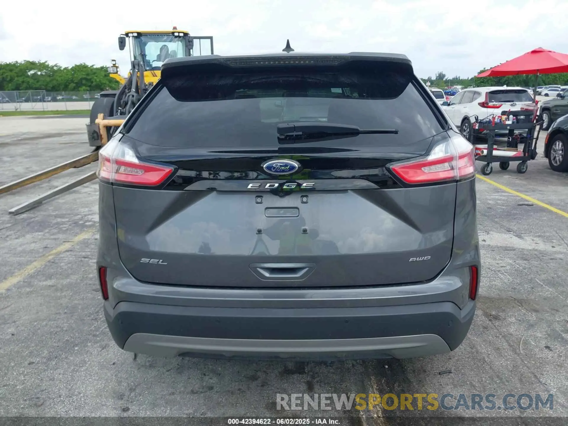 16 Photograph of a damaged car 2FMPK4J93NBB05677 FORD EDGE 2022