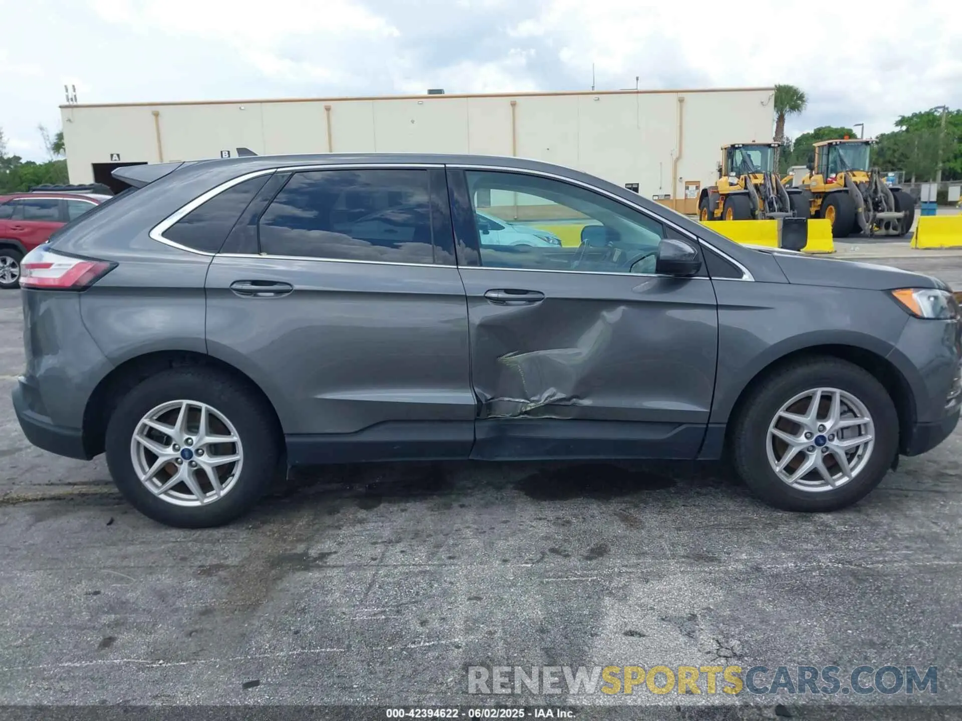 6 Photograph of a damaged car 2FMPK4J93NBB05677 FORD EDGE 2022