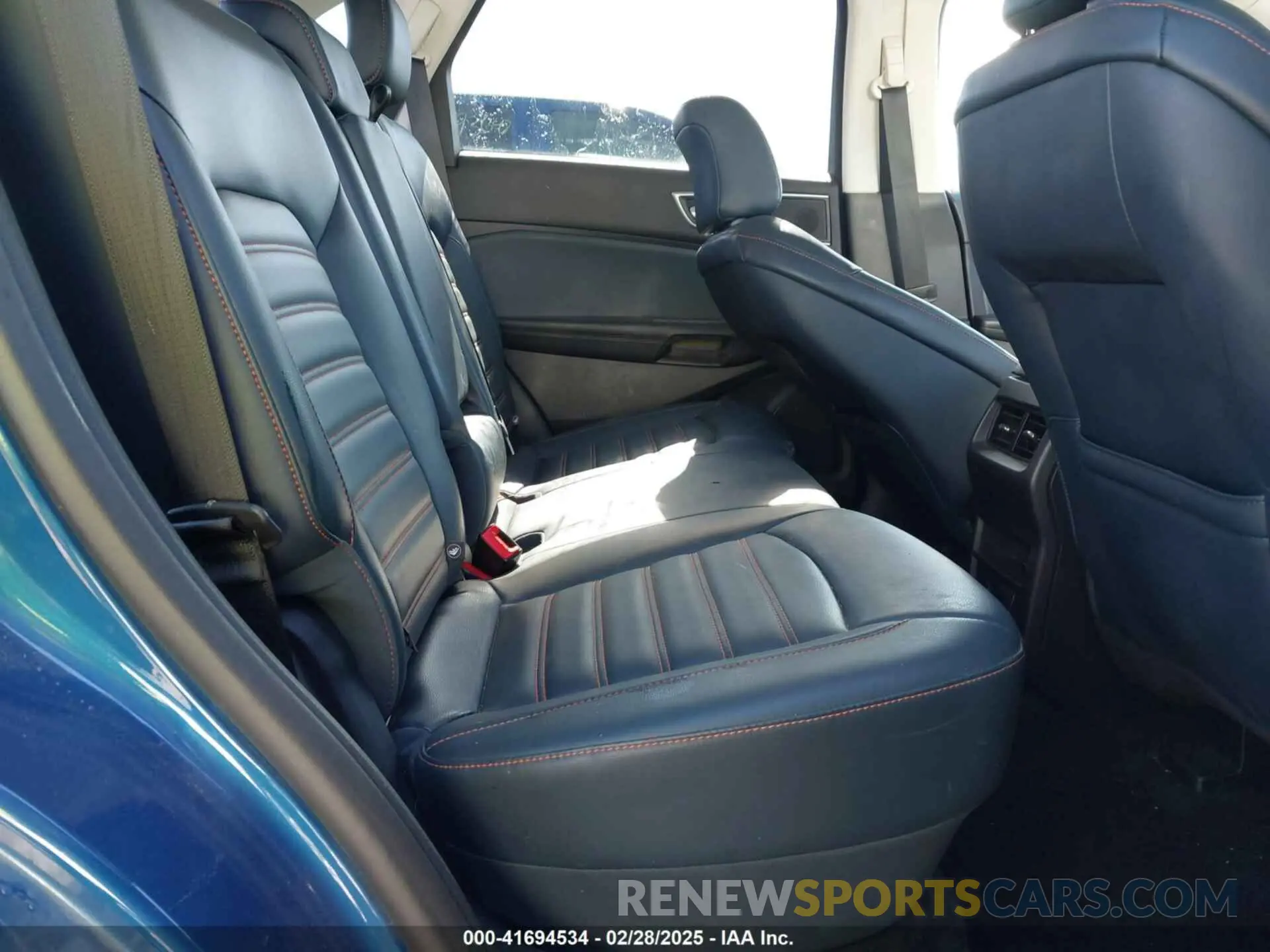 8 Photograph of a damaged car 2FMPK4J94NBA11386 FORD EDGE 2022