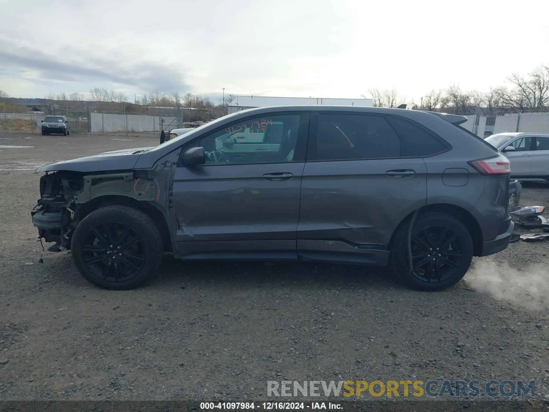 15 Photograph of a damaged car 2FMPK4J94NBA26194 FORD EDGE 2022