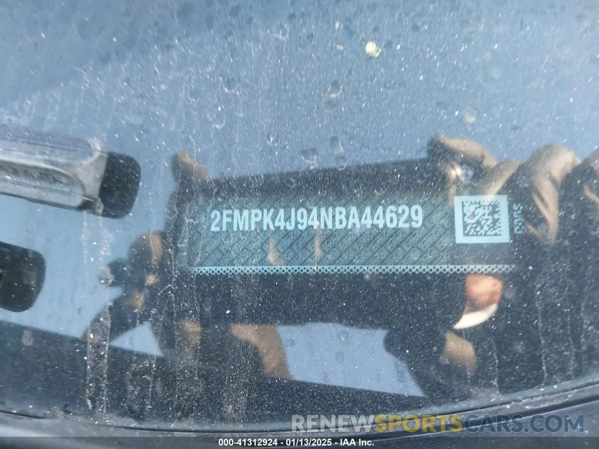 9 Photograph of a damaged car 2FMPK4J94NBA44629 FORD EDGE 2022