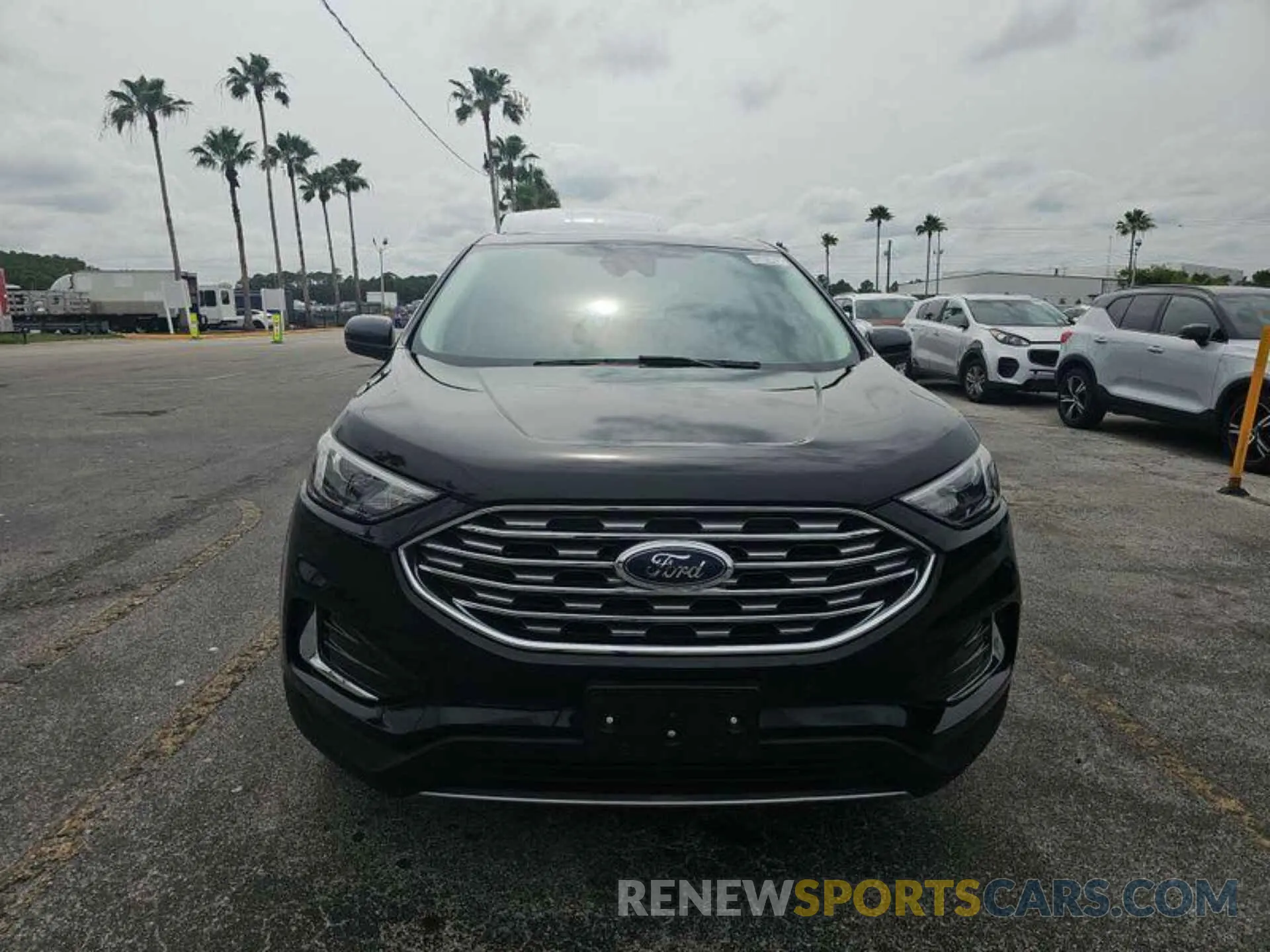 9 Photograph of a damaged car 2FMPK4J94NBA63181 FORD EDGE 2022