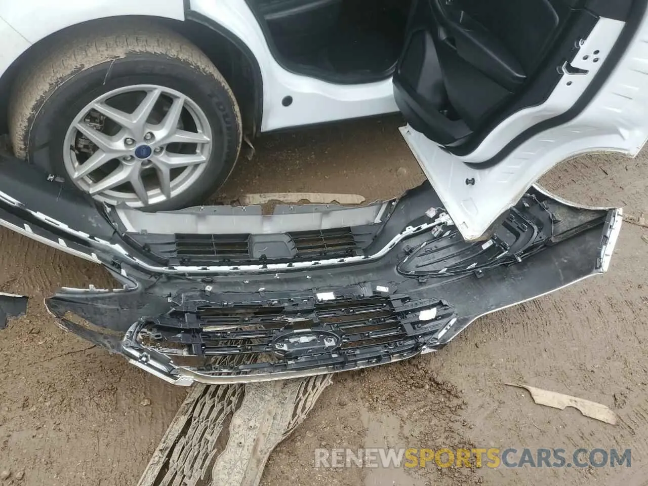 13 Photograph of a damaged car 2FMPK4J94NBA91840 FORD EDGE 2022