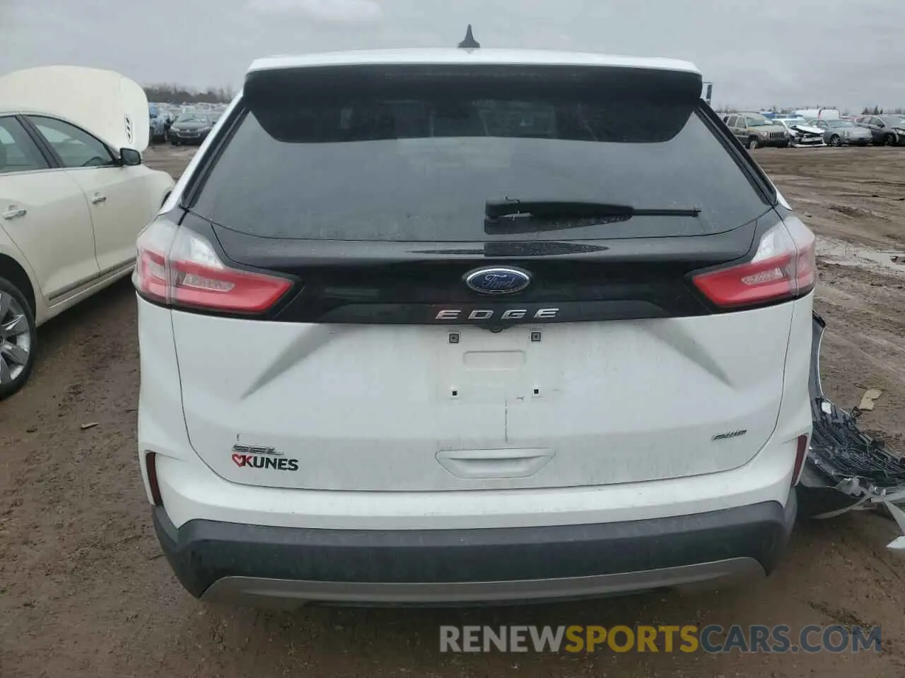 6 Photograph of a damaged car 2FMPK4J94NBA91840 FORD EDGE 2022