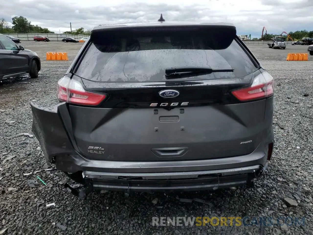 6 Photograph of a damaged car 2FMPK4J94NBA99999 FORD EDGE 2022