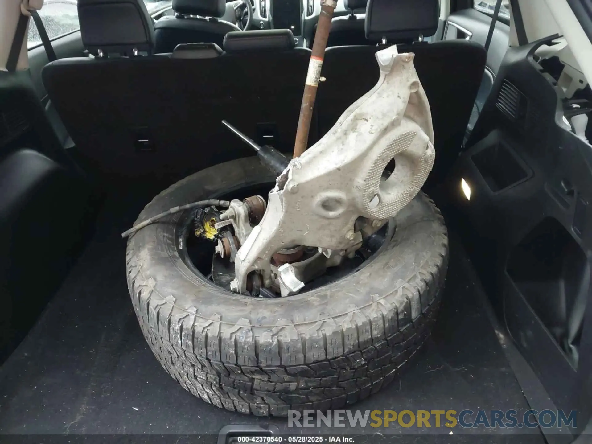 12 Photograph of a damaged car 2FMPK4J95NBA02700 FORD EDGE 2022
