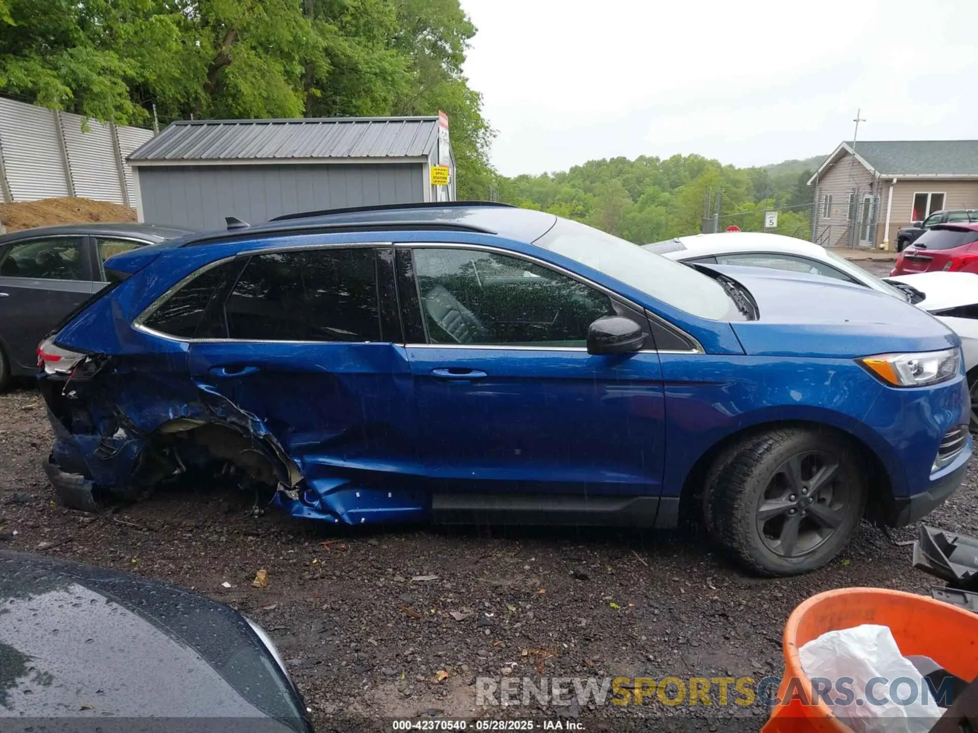 14 Photograph of a damaged car 2FMPK4J95NBA02700 FORD EDGE 2022