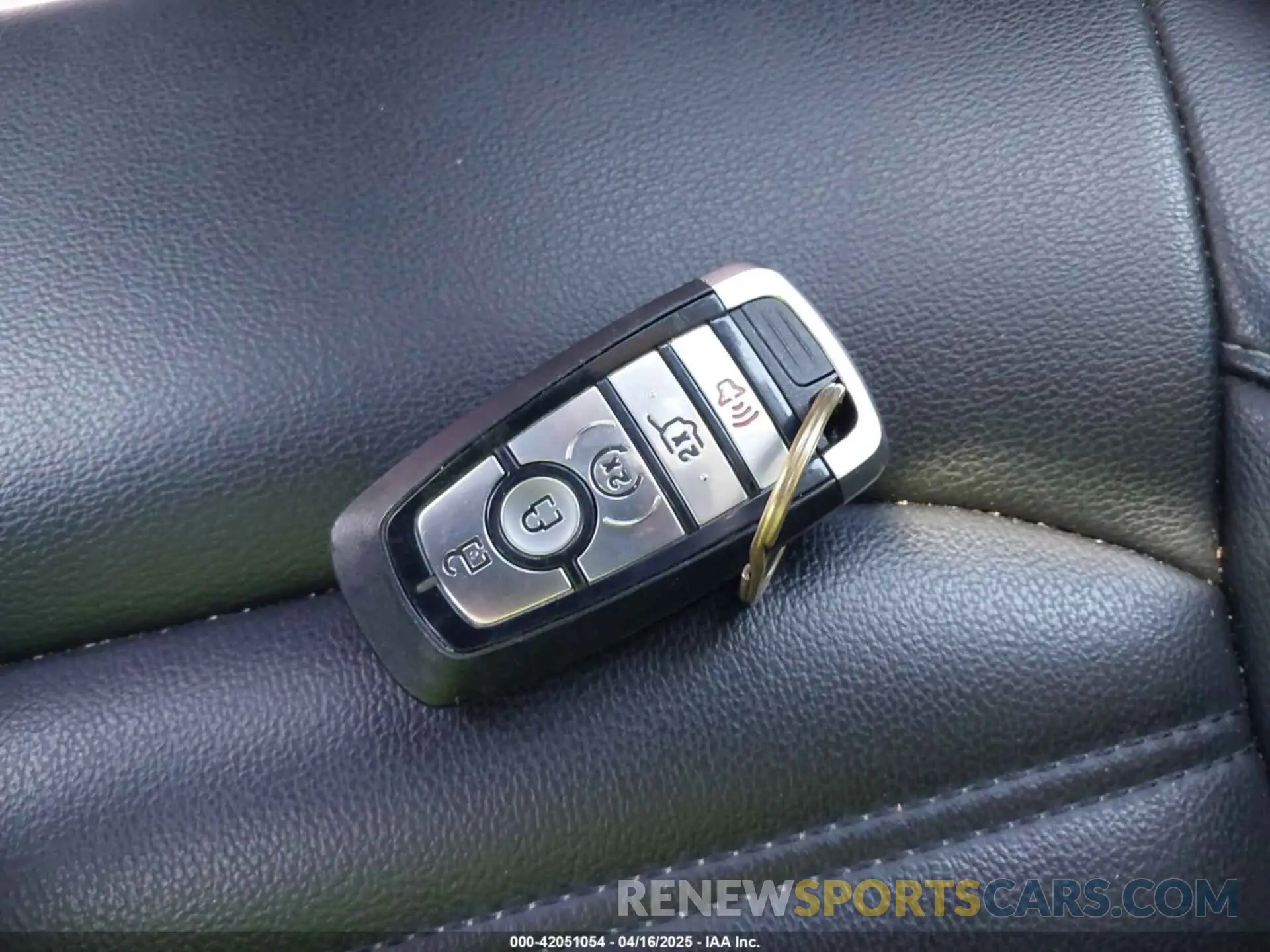 11 Photograph of a damaged car 2FMPK4J95NBA11199 FORD EDGE 2022
