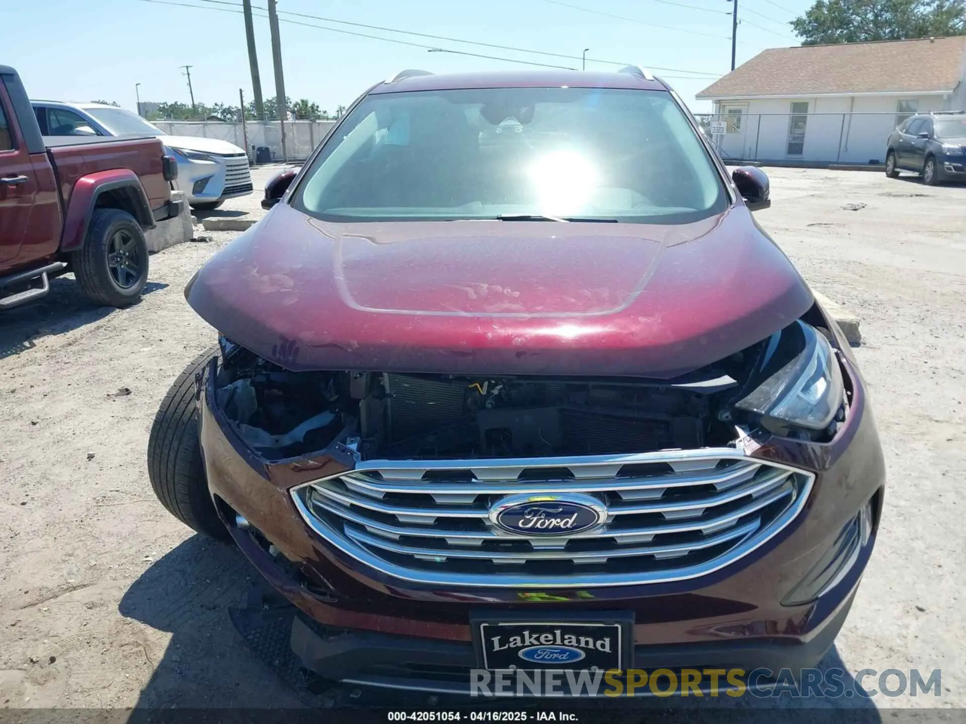 12 Photograph of a damaged car 2FMPK4J95NBA11199 FORD EDGE 2022
