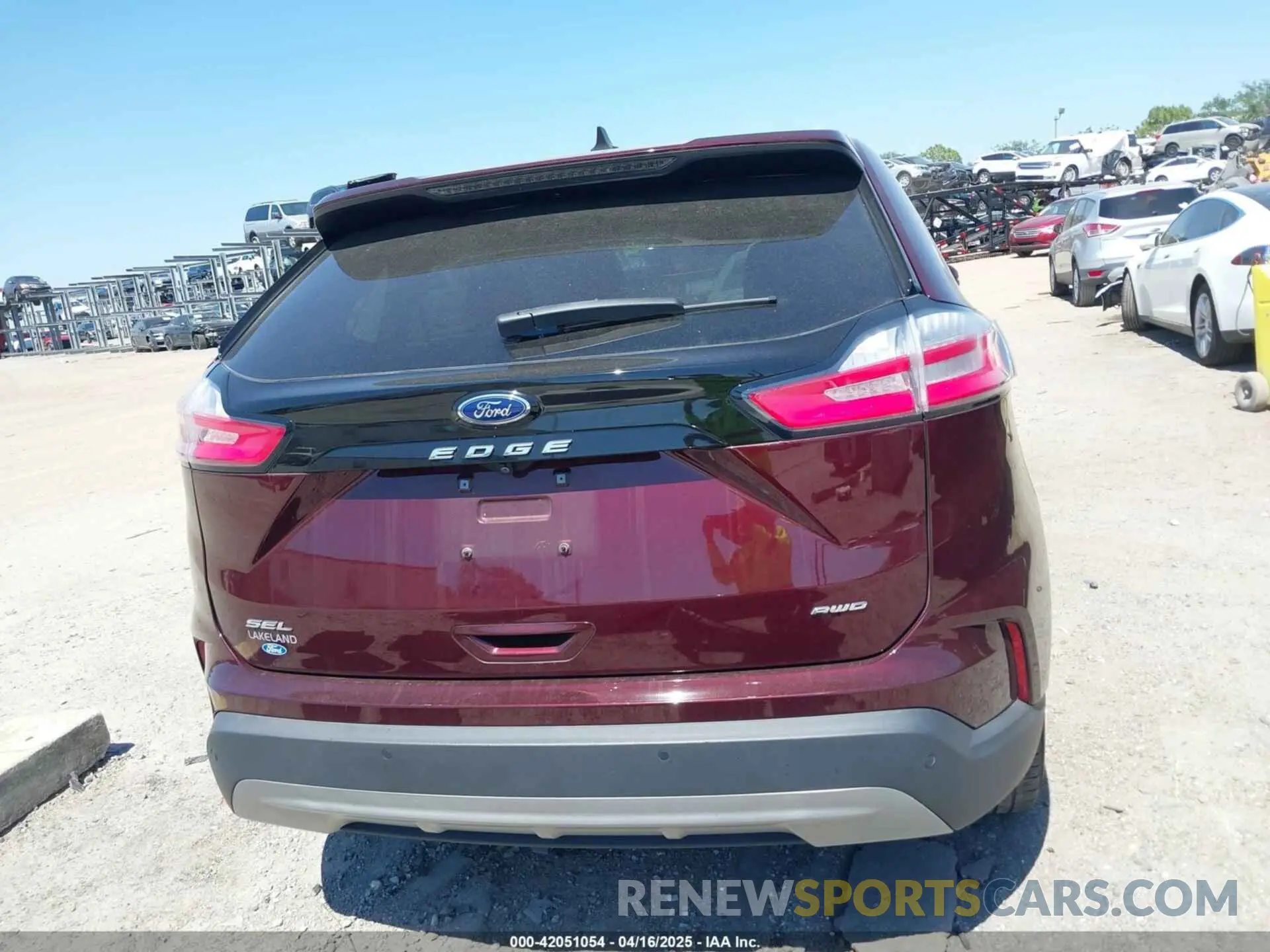16 Photograph of a damaged car 2FMPK4J95NBA11199 FORD EDGE 2022