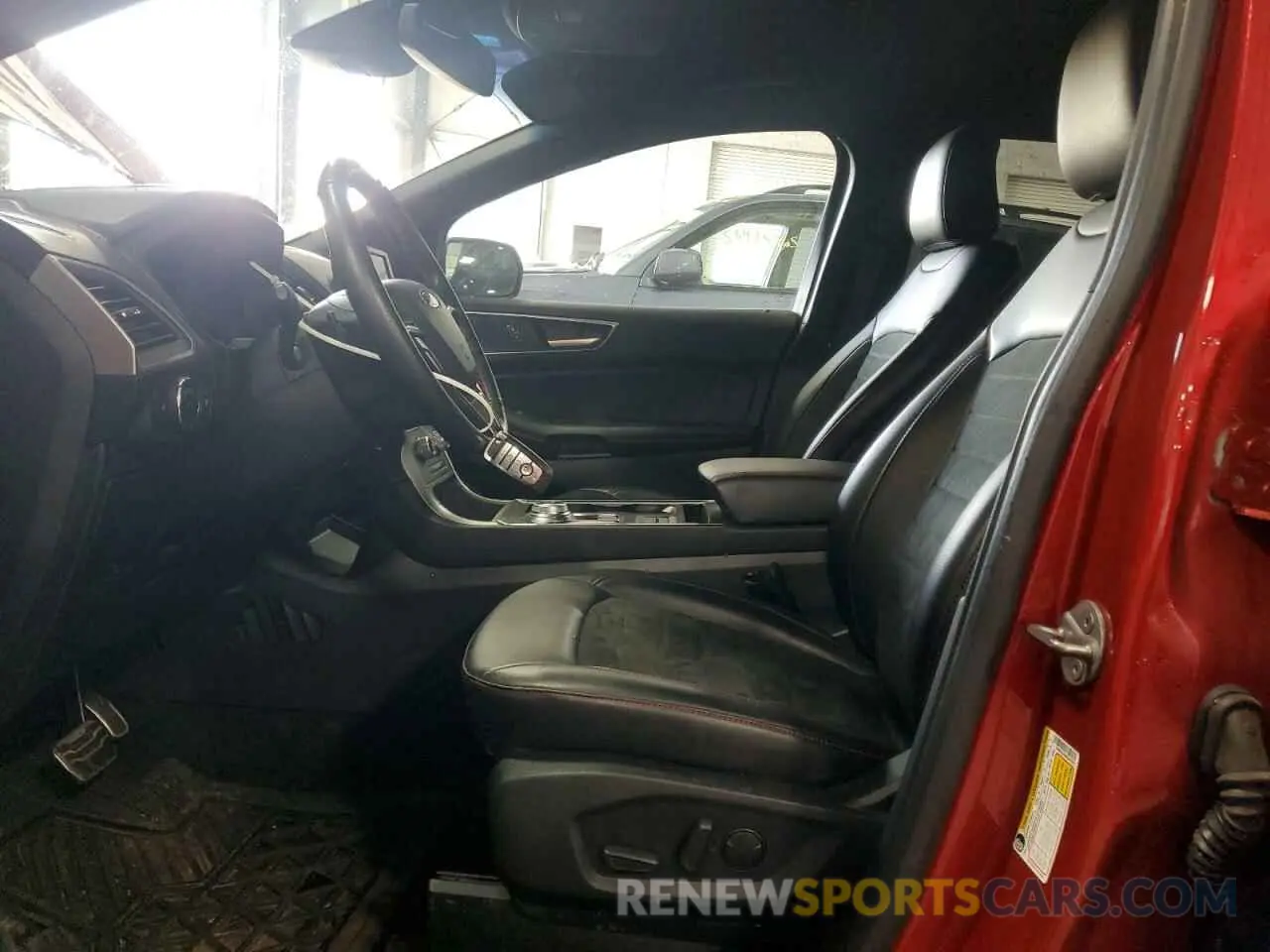 7 Photograph of a damaged car 2FMPK4J95NBA87828 FORD EDGE 2022